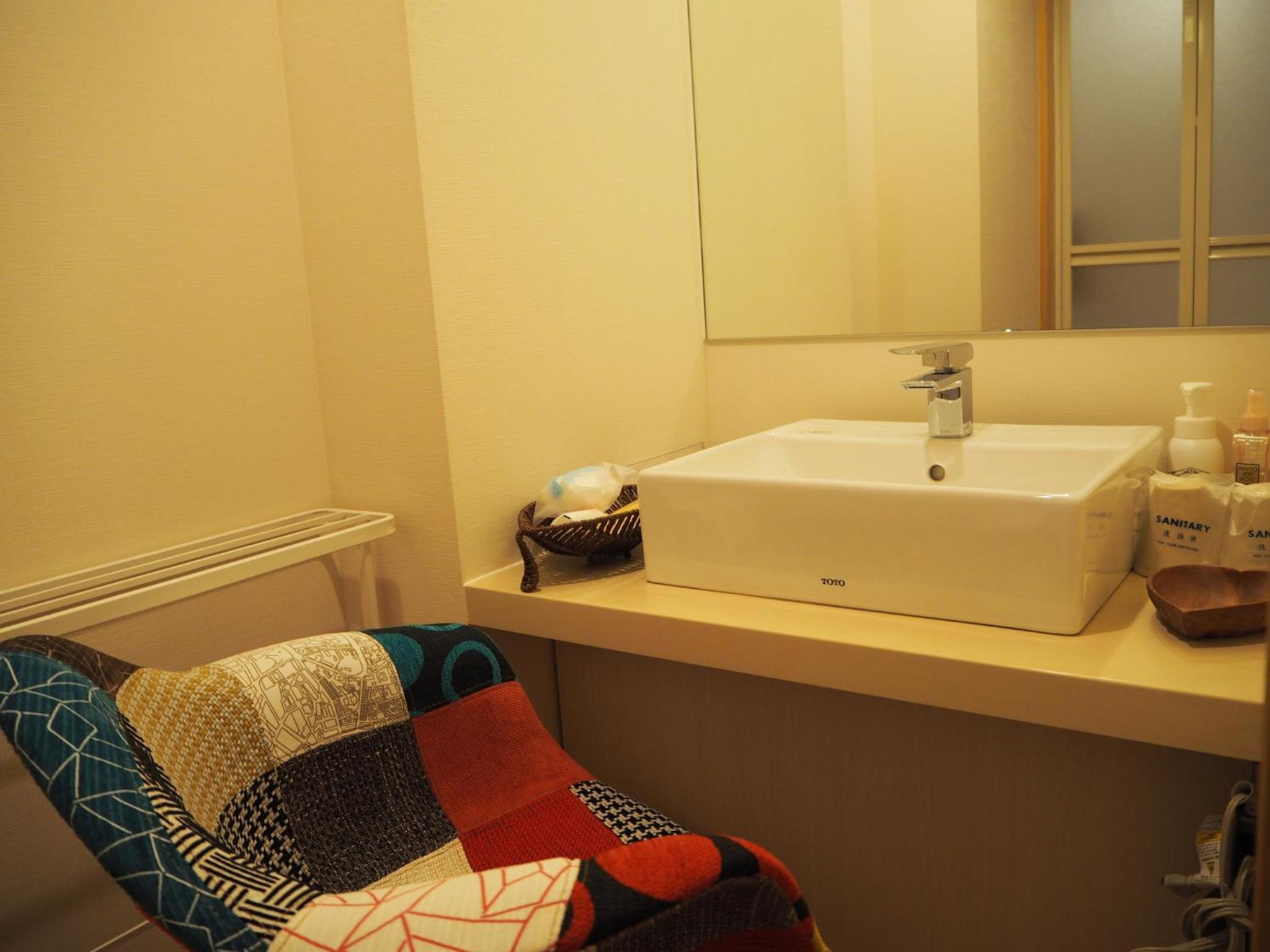 Superior Twin Room with Shower photo 2