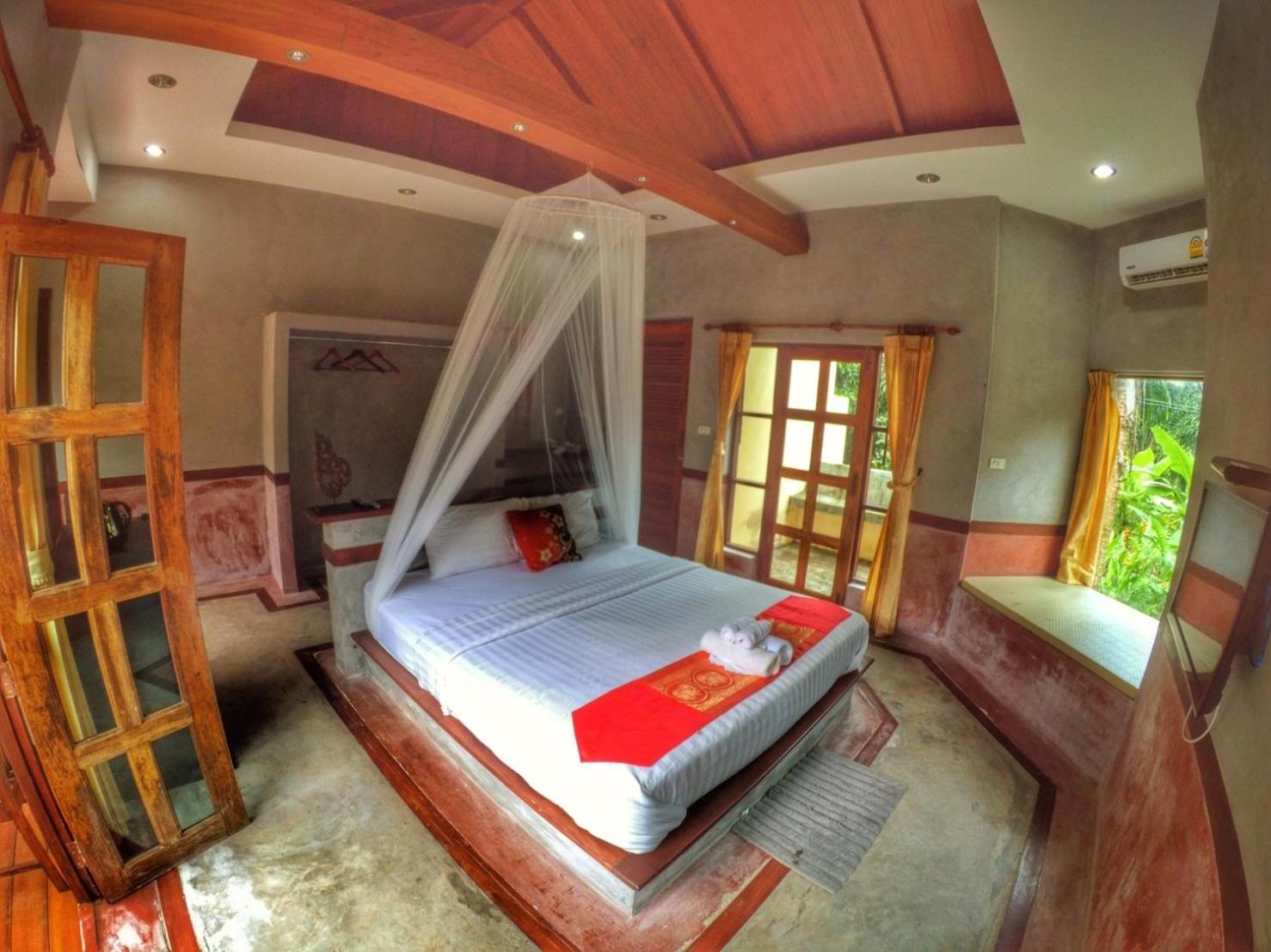 Deluxe Double Room with Balcony photo 1