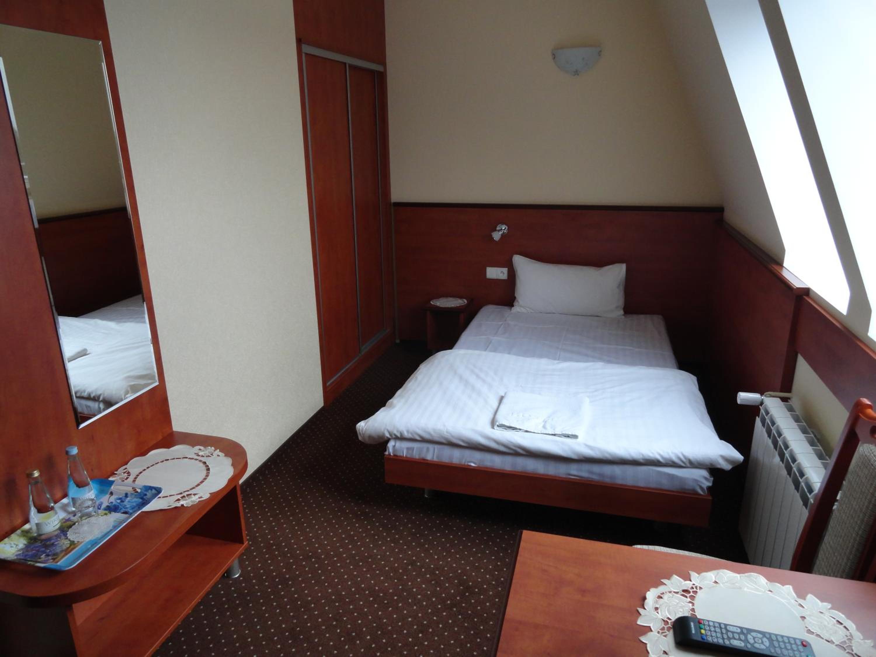 Single Room with Private Bathroom