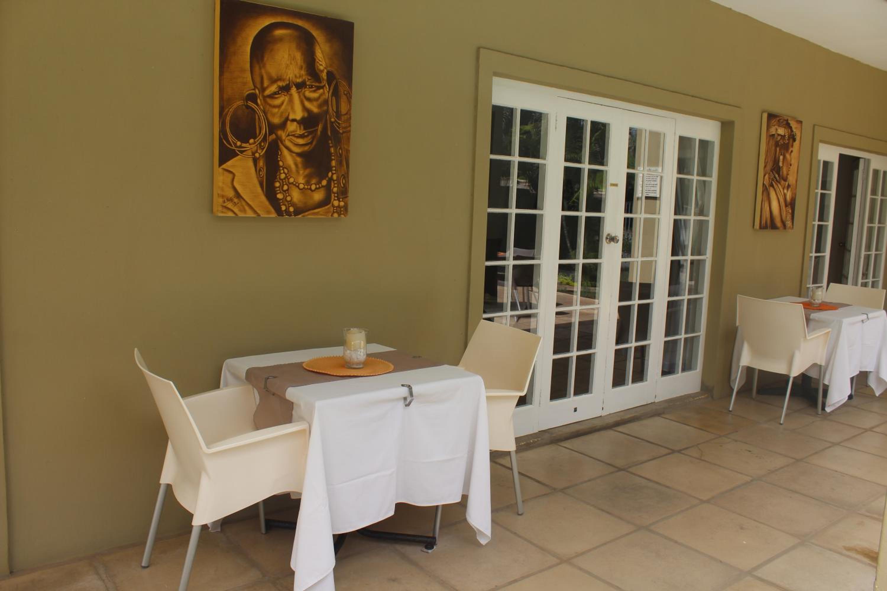 King Room with Pool View photo 3