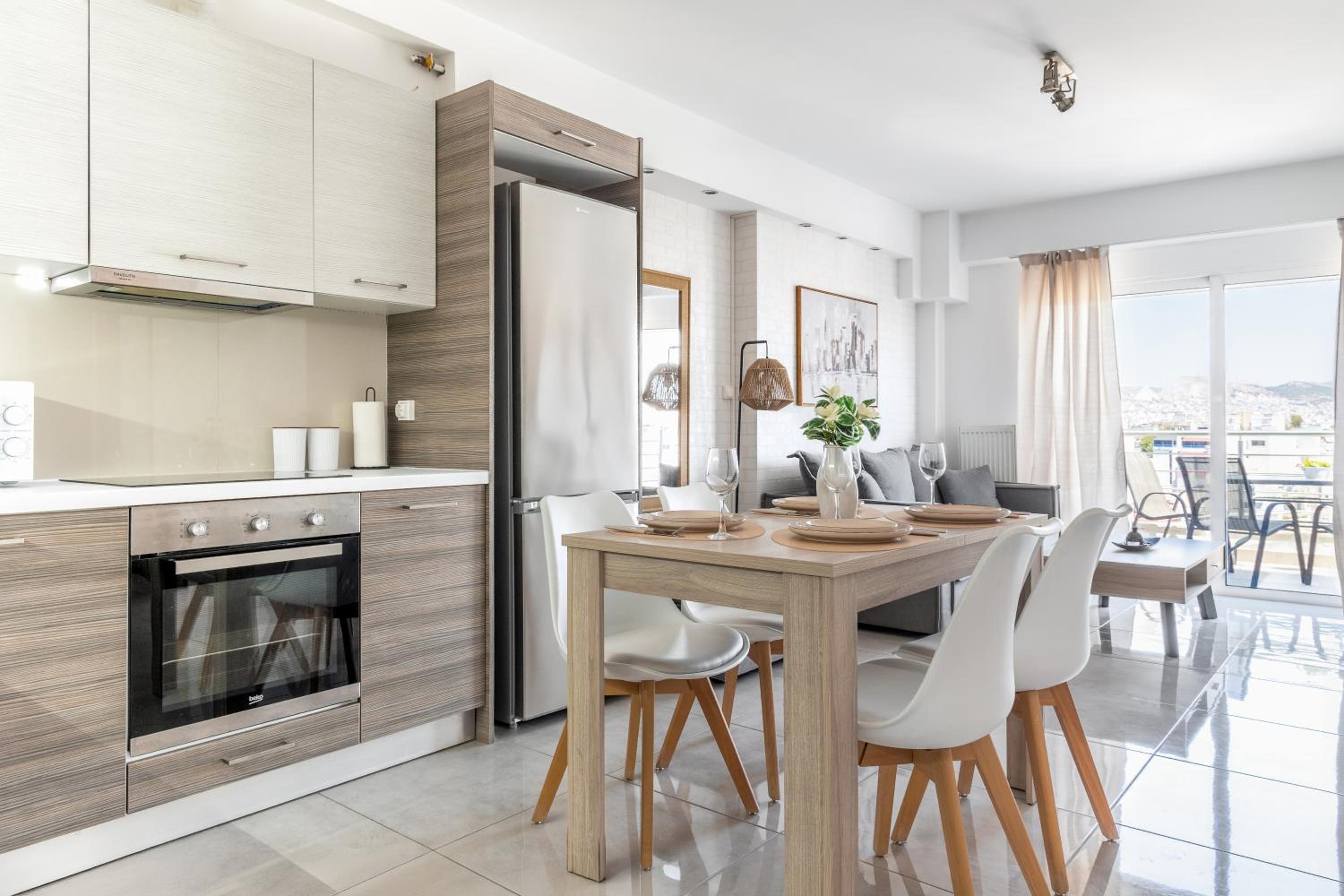 One-Bedroom Apartment with Balcony and City View photo 1