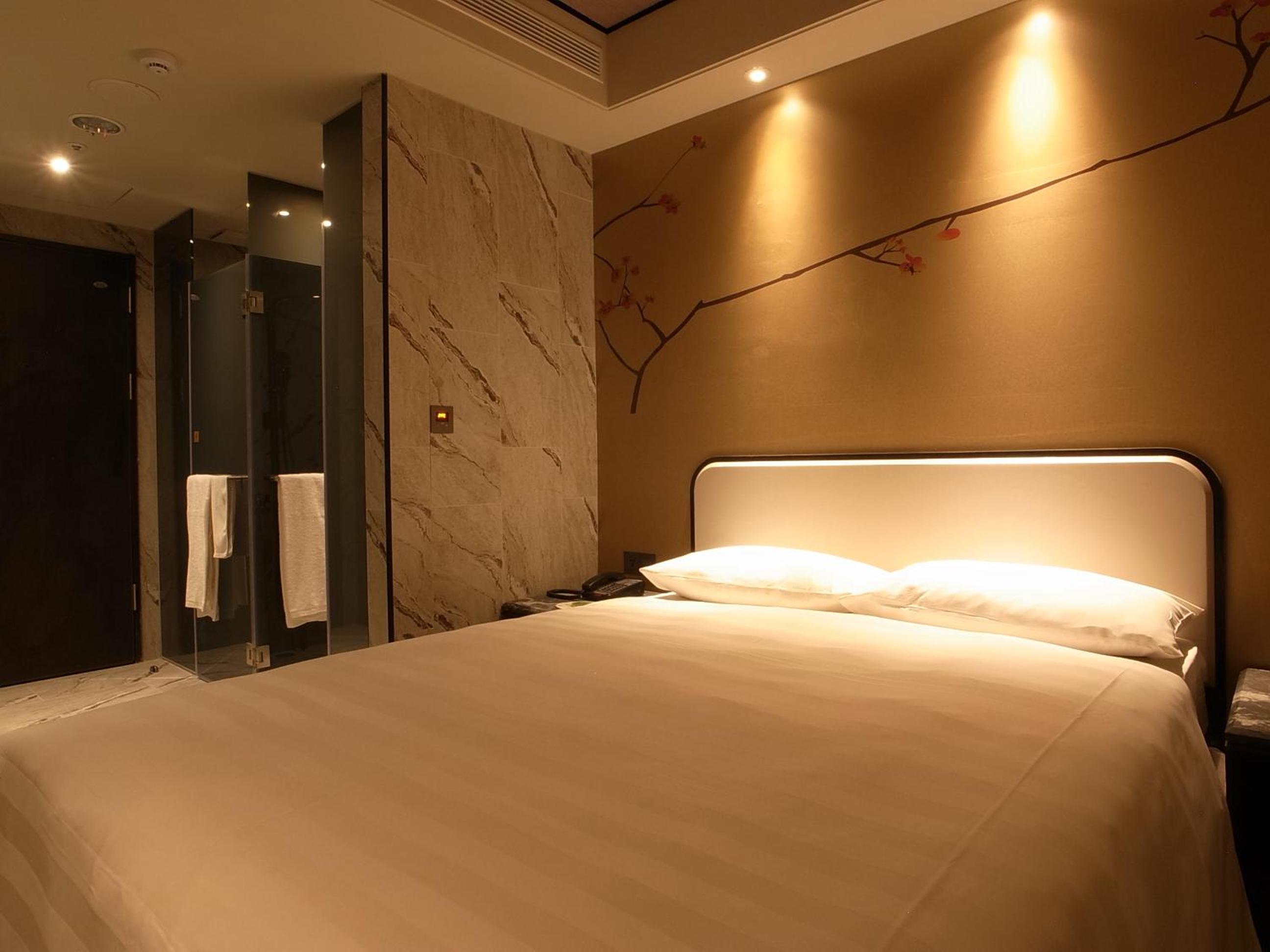 Double Room - No Window - Photo 3