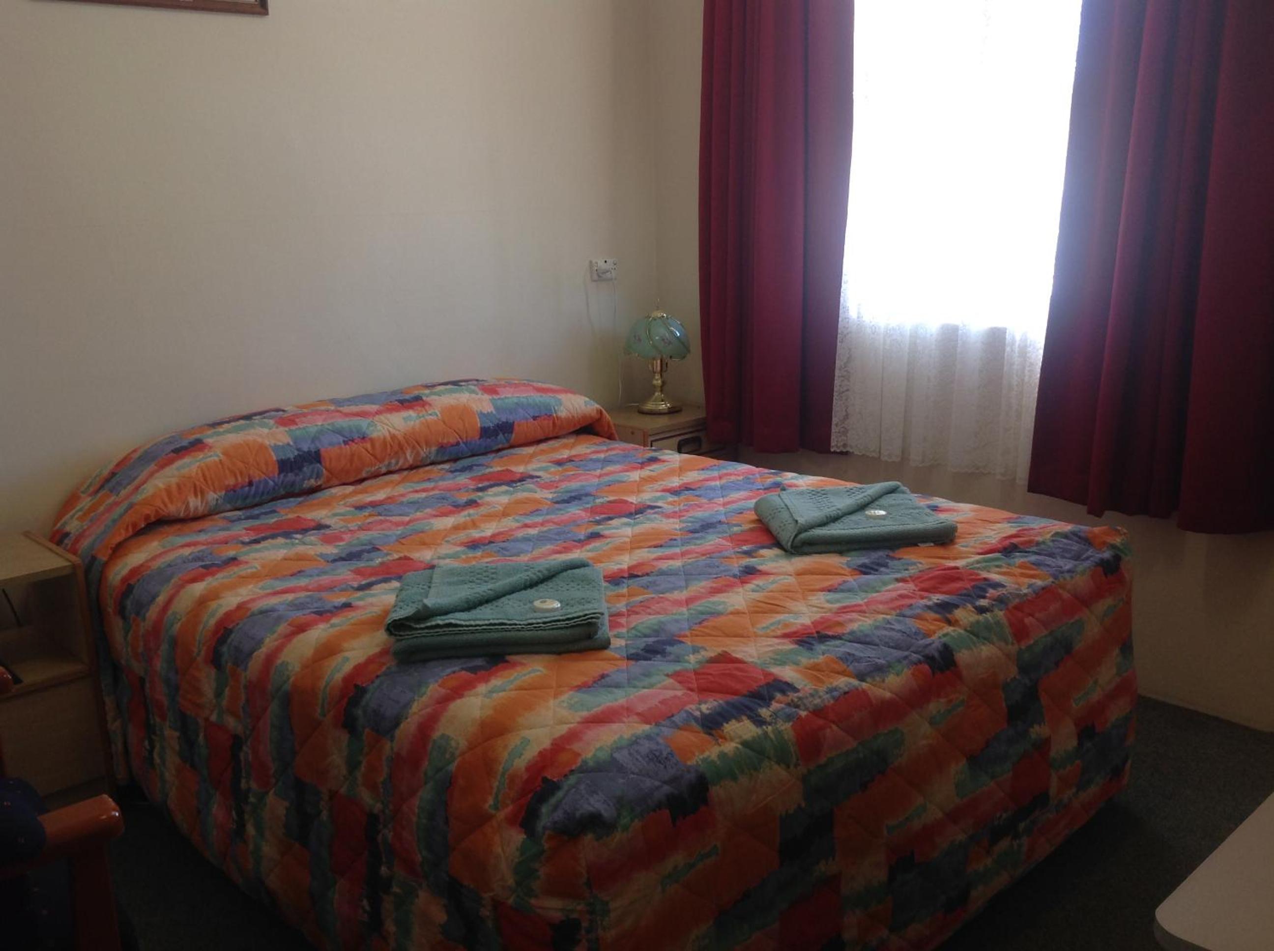 Economy Double Room photo 3