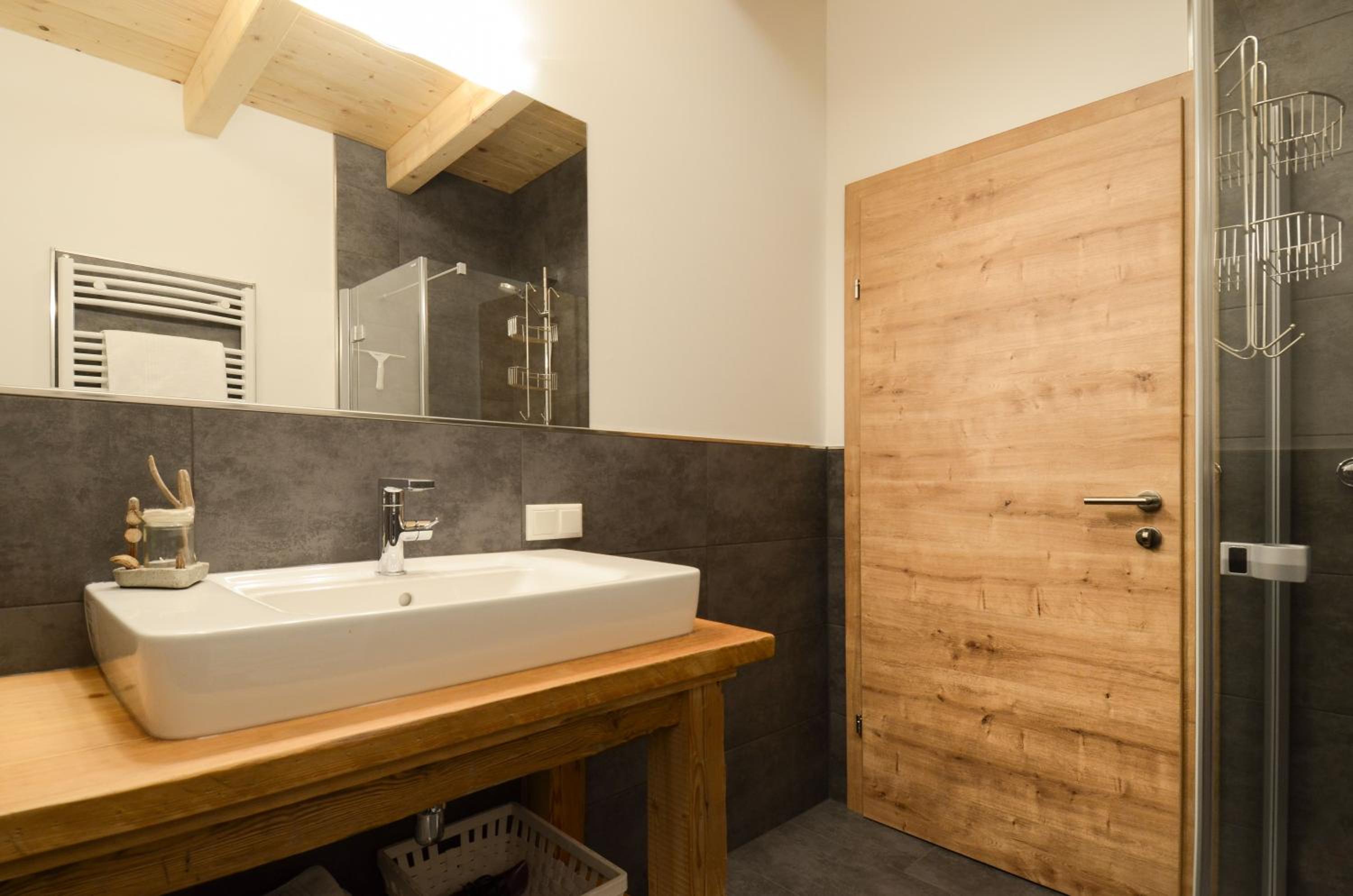 Standard Two-Bedroom Apartment with Balcony photo 3