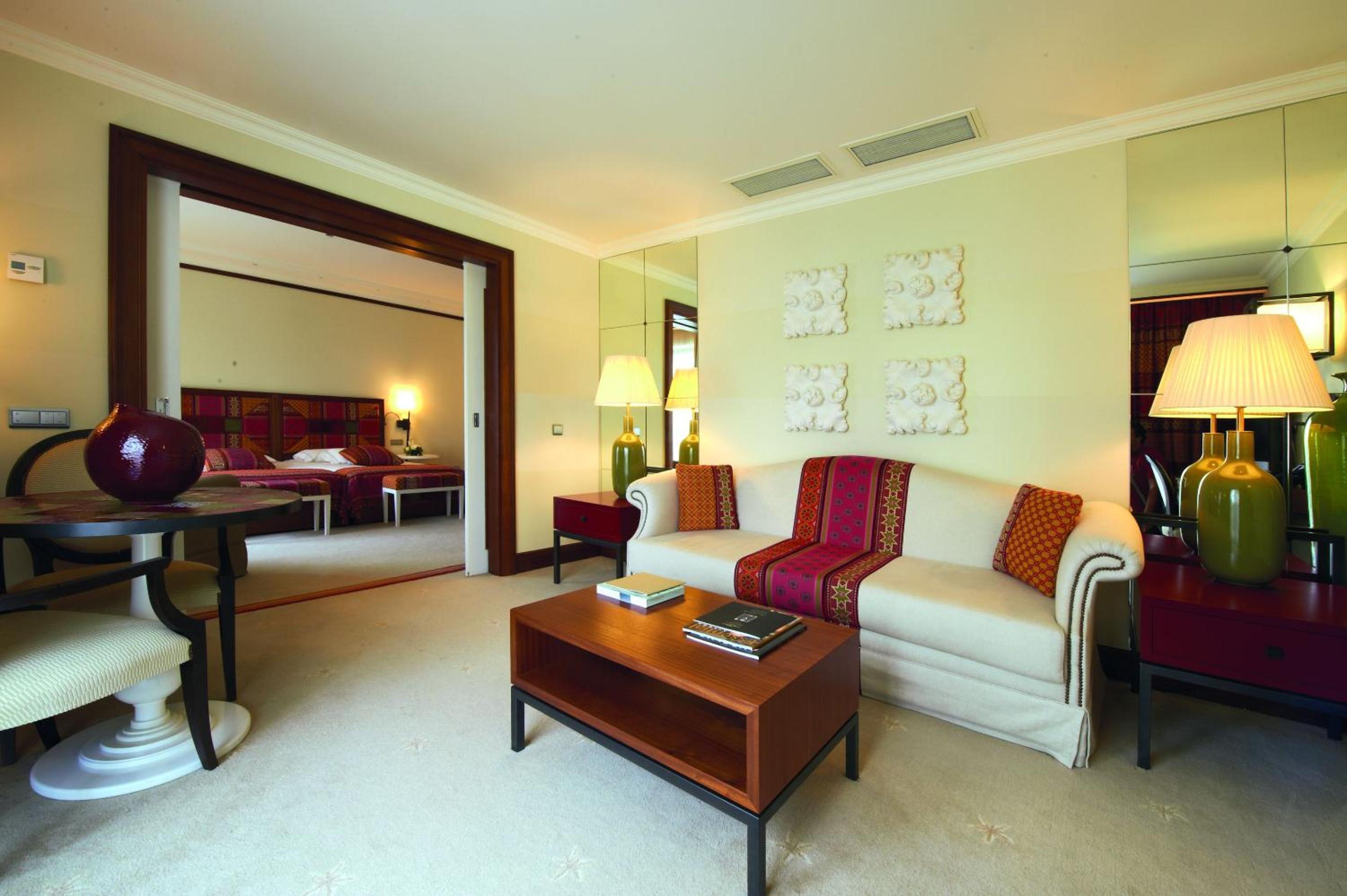 Suite - Photo 4