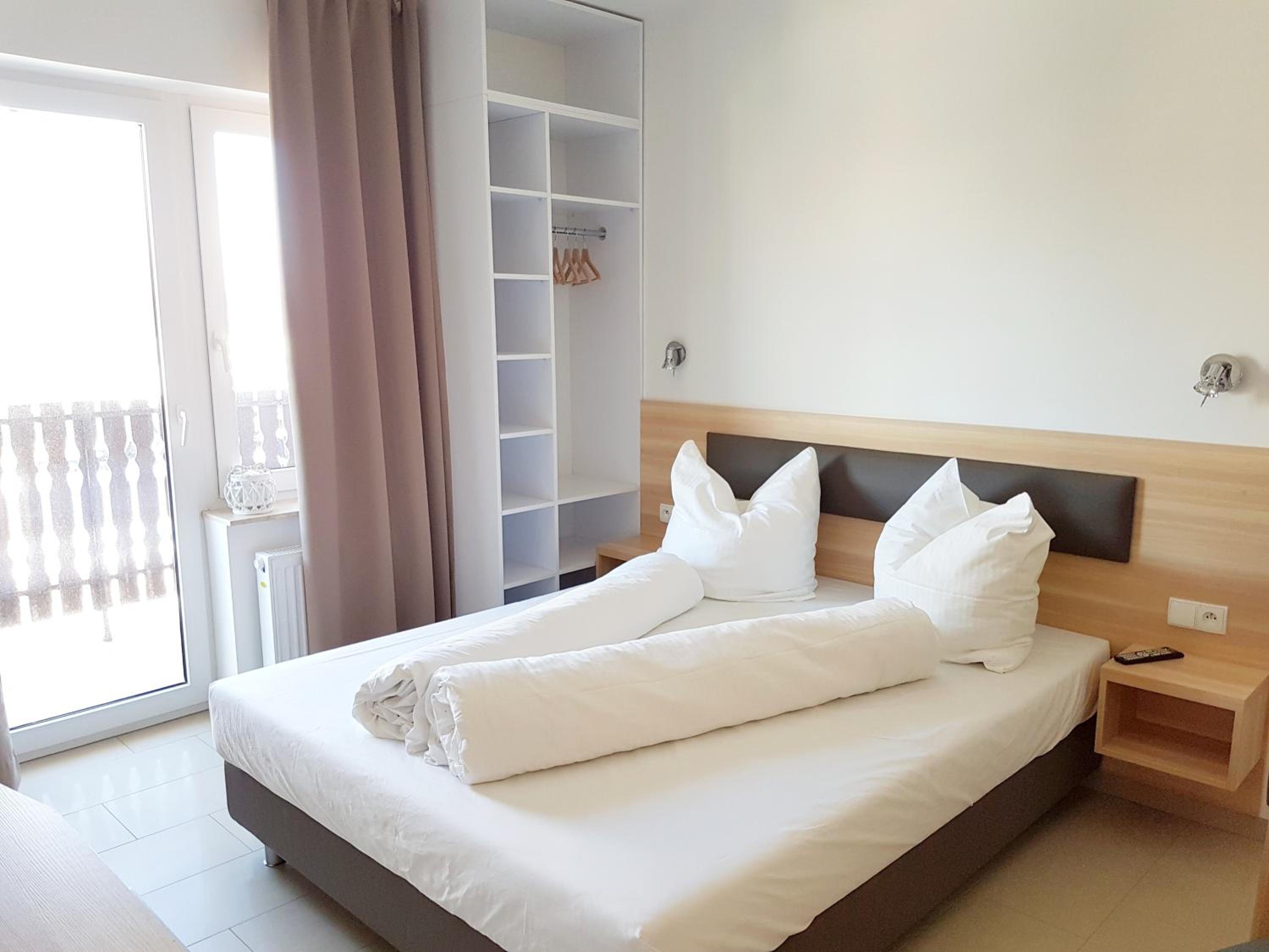 Double Room with Balcony photo 3