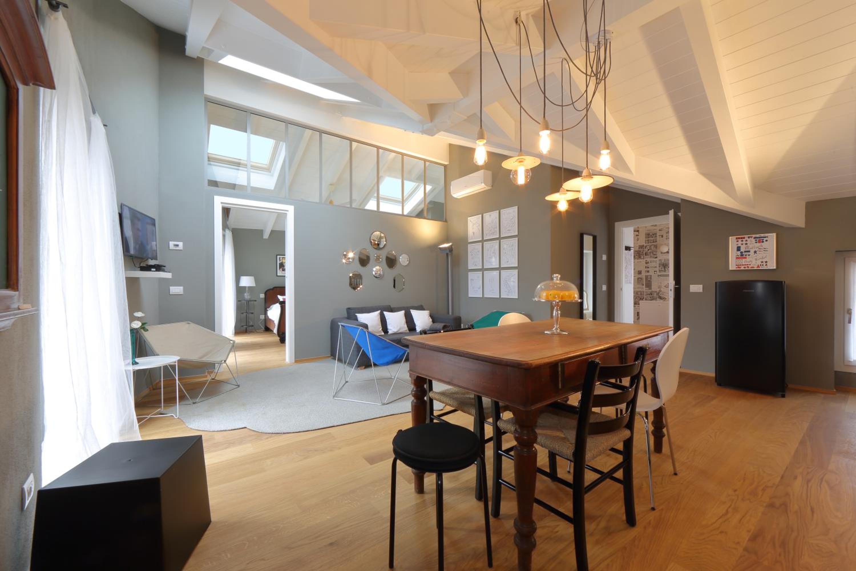 Apartment with Balcony