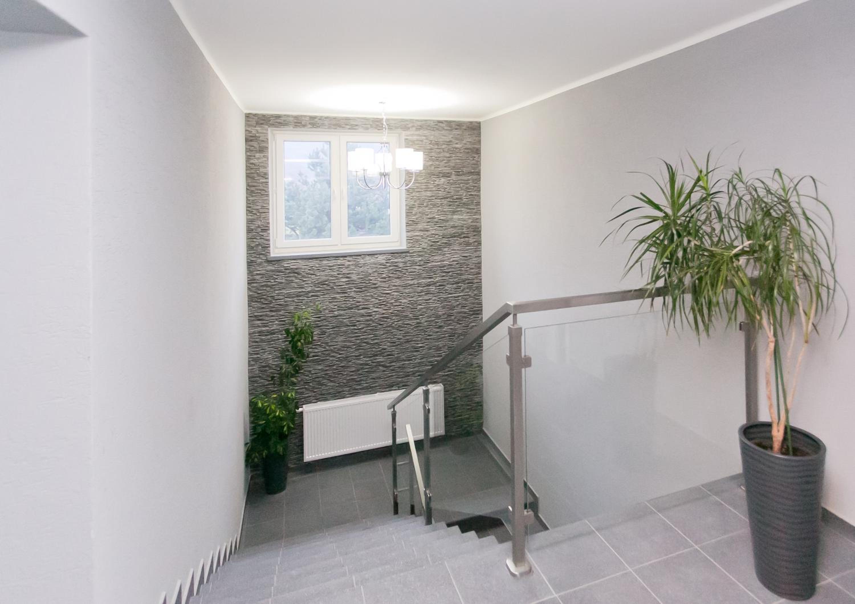 Standard Double Room 8 - Photo 5