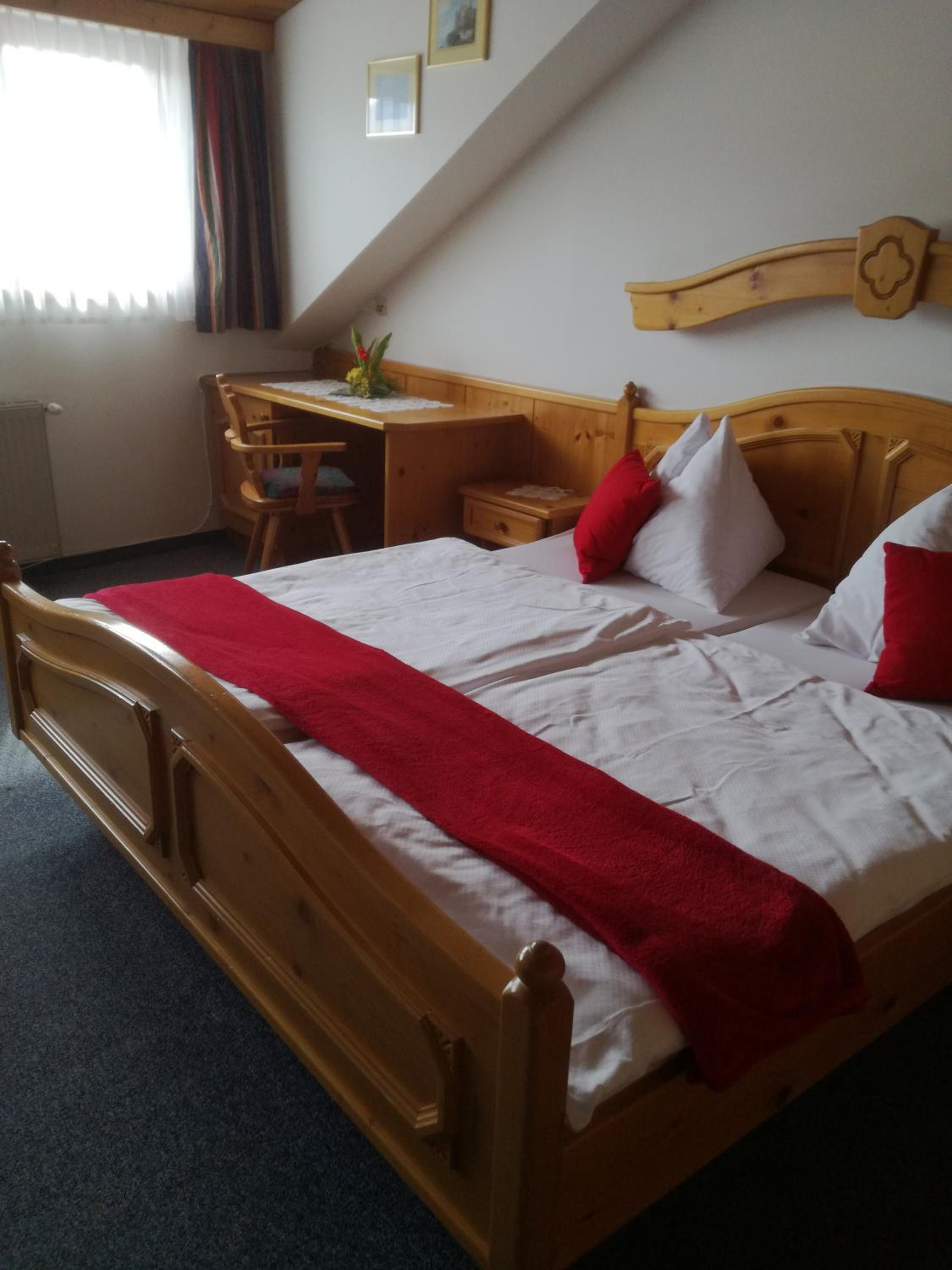 Standard Double Room - Photo 6