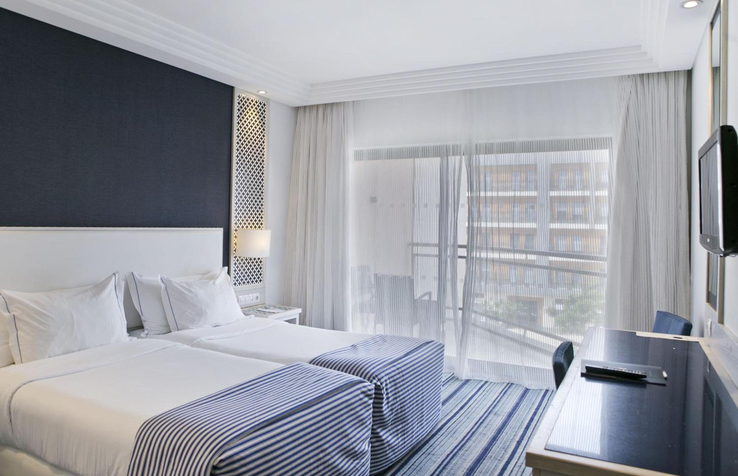 Double or Twin Room - Photo 5