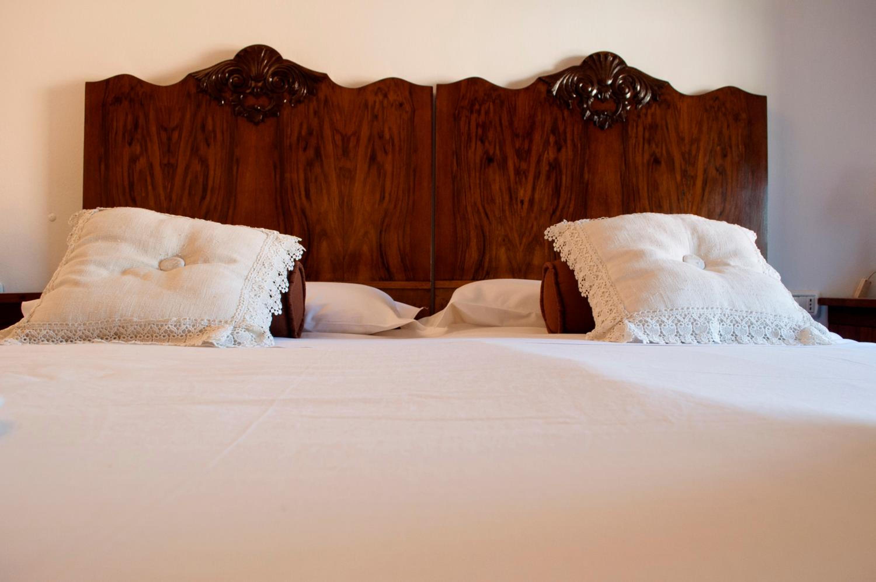Double or Twin Room - Photo 2