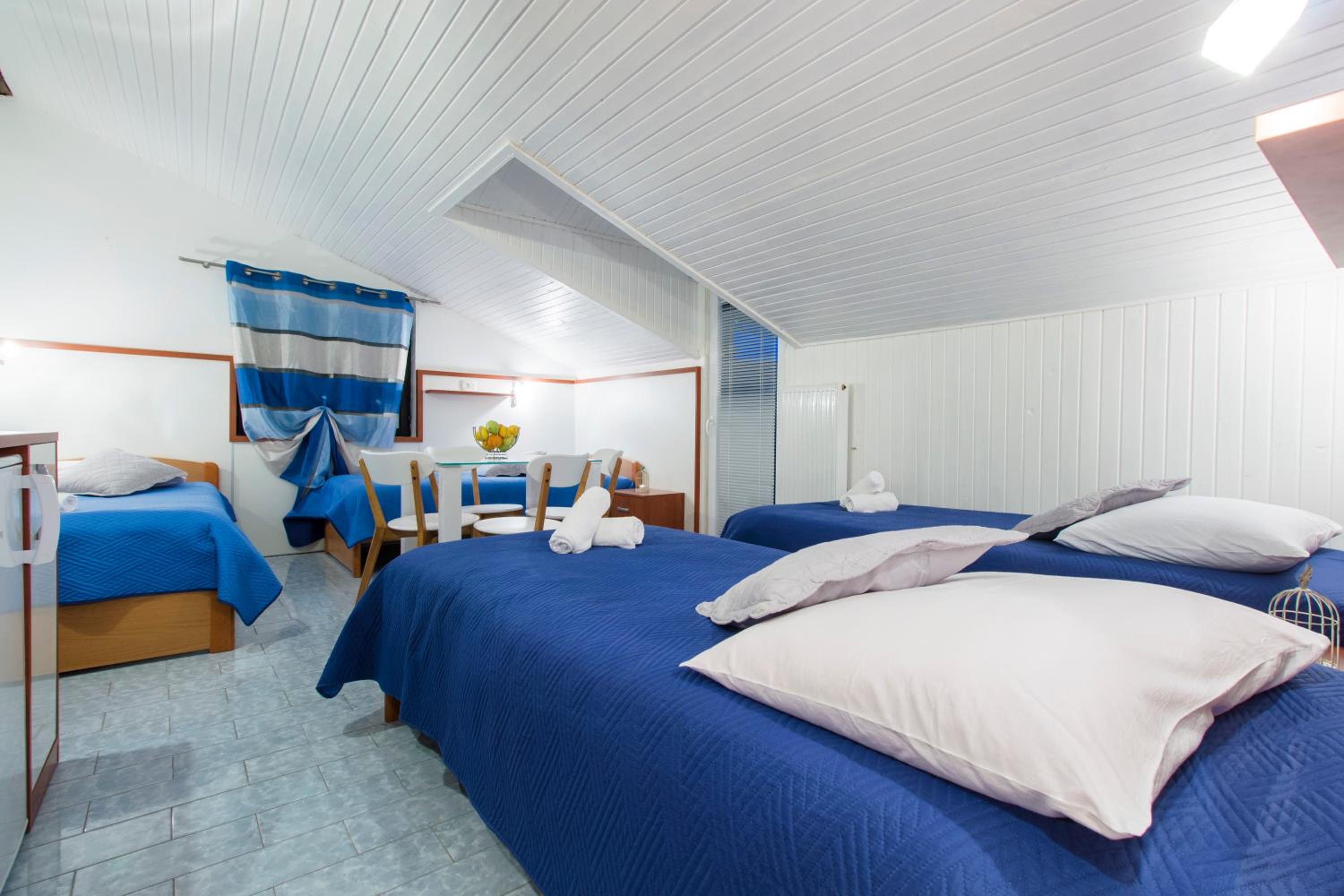 Quadruple Room with Terrace - Photo 1