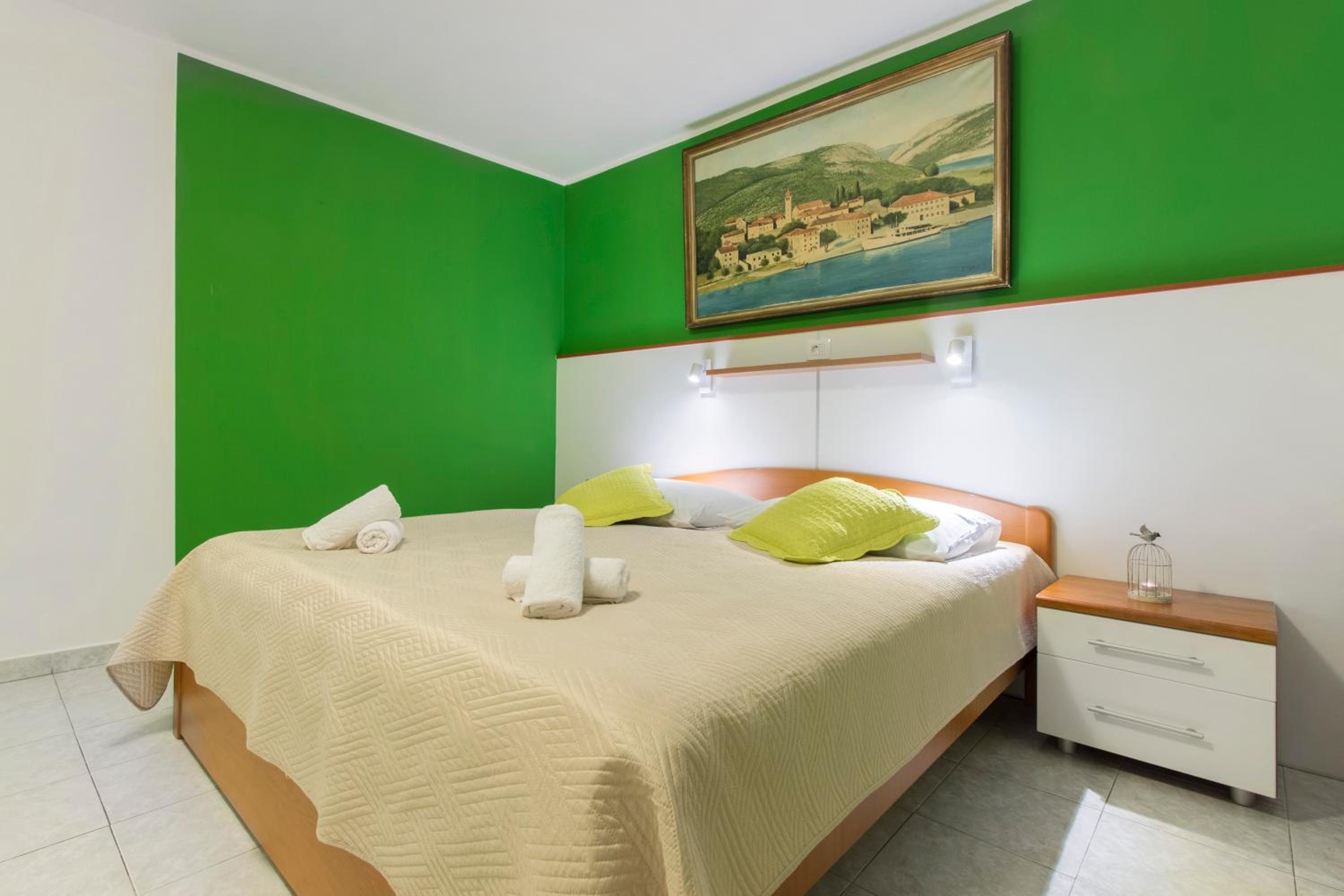 One-Bedroom Apartment with Terrace