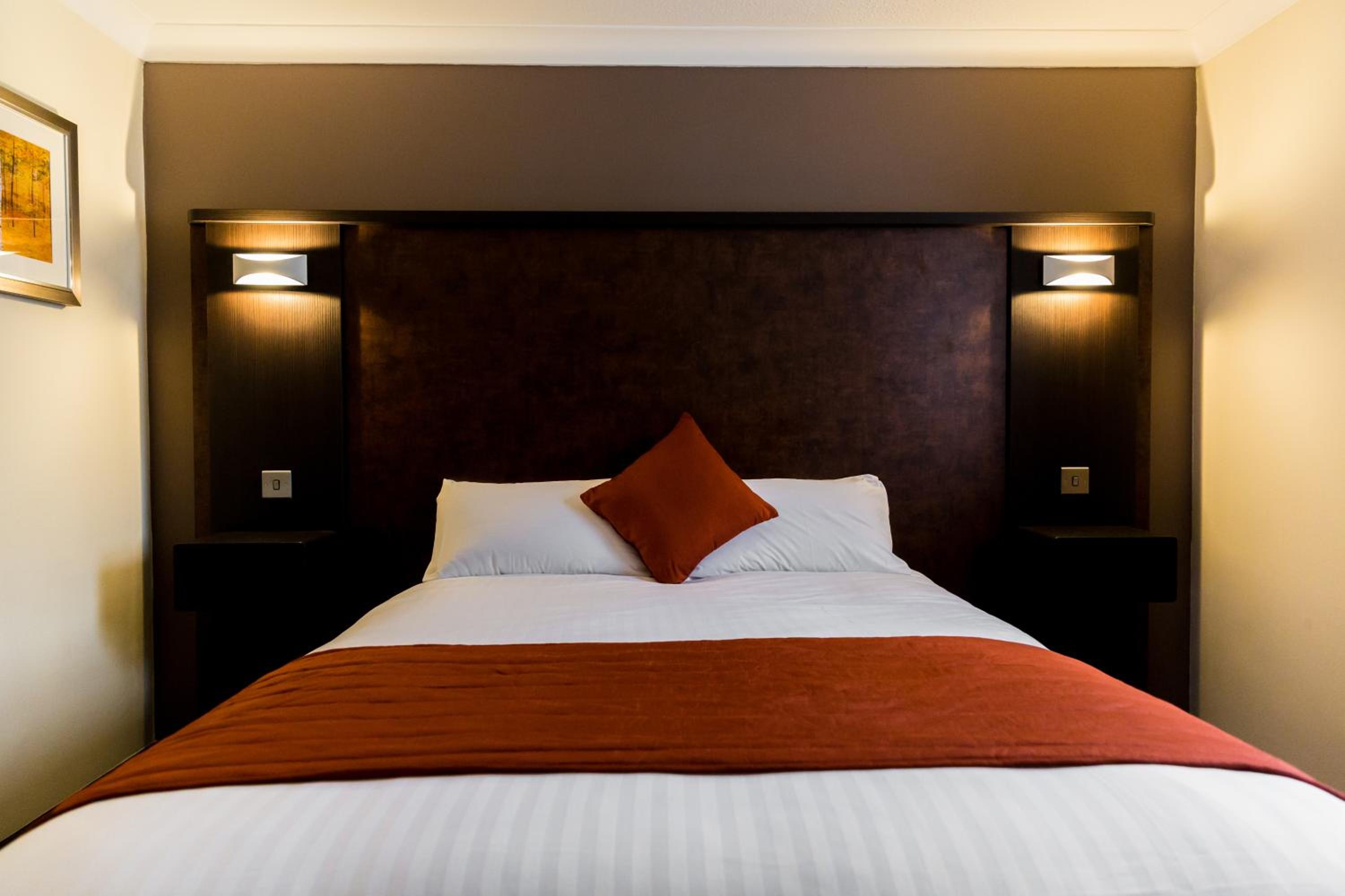 Double Room - Photo 15