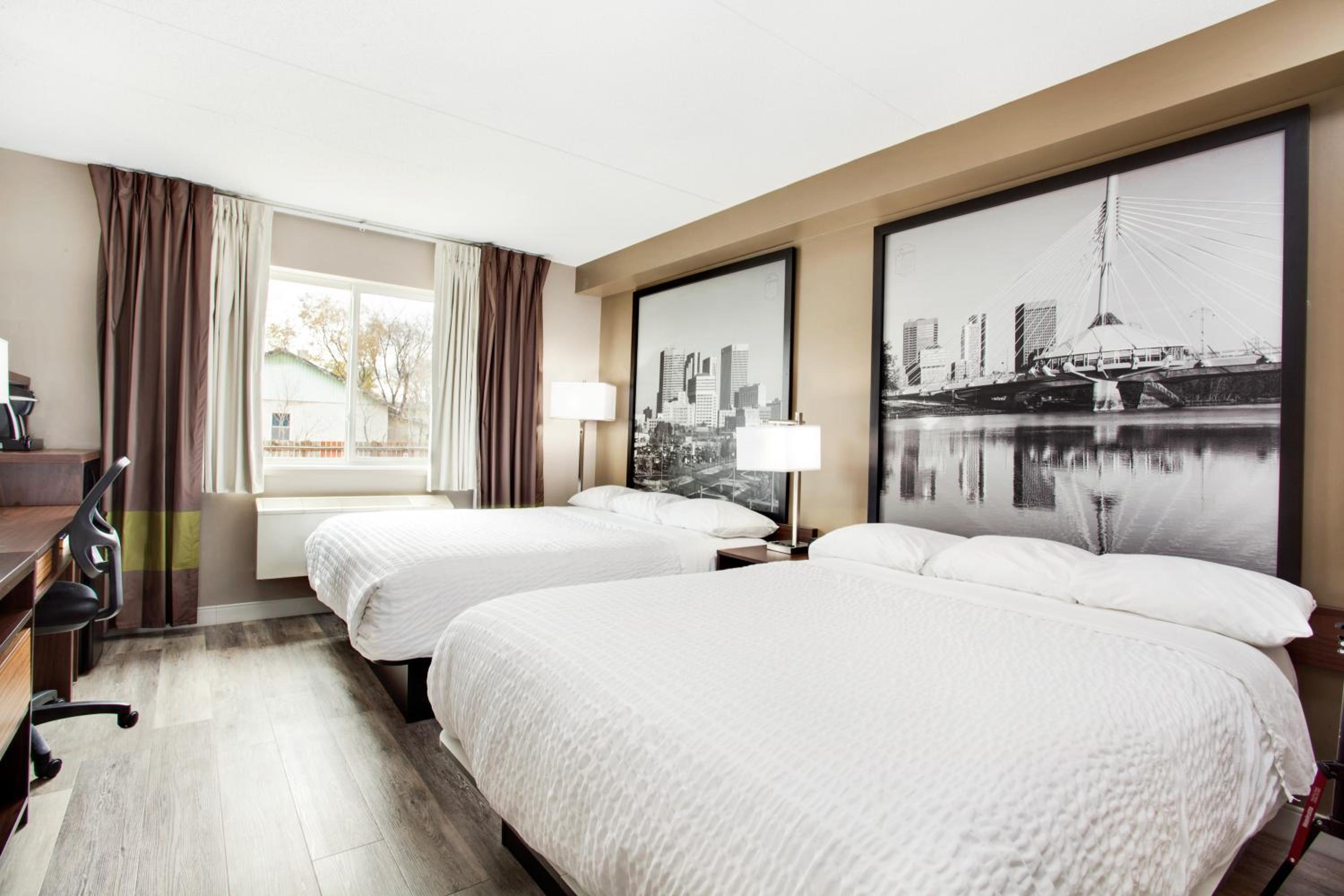 Deluxe Queen Room with Two Queen Beds - Pet Friendly