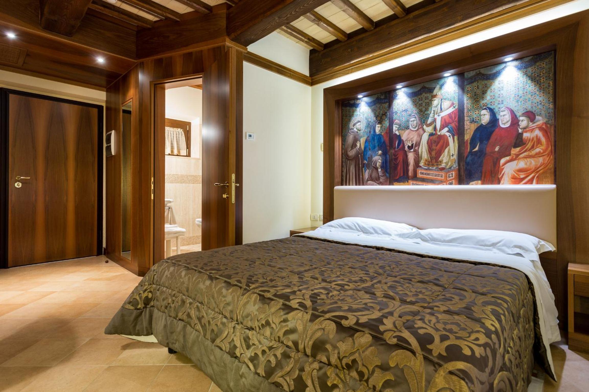 Superior Double Room - Photo 1