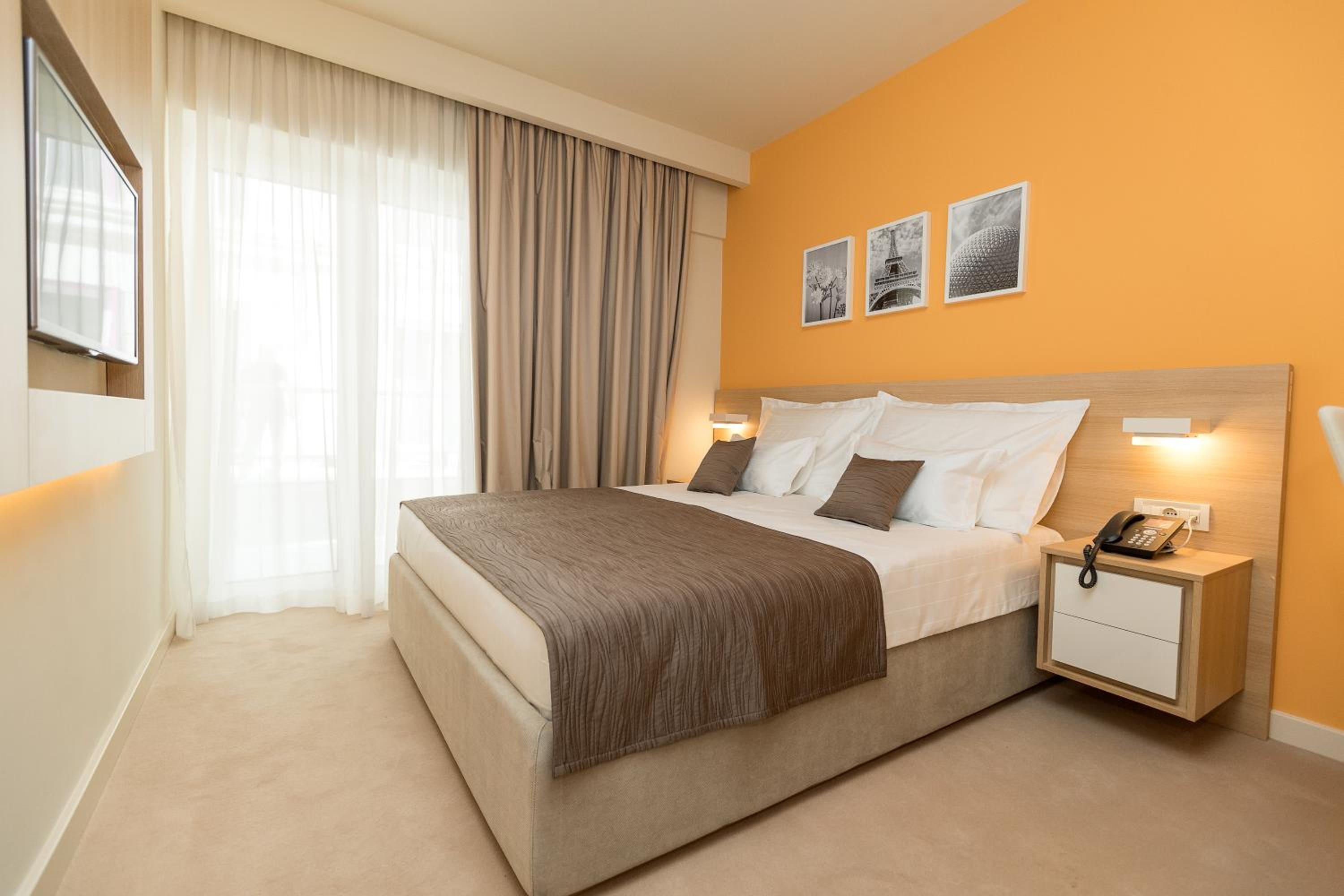 Superior Double Room with Balcony