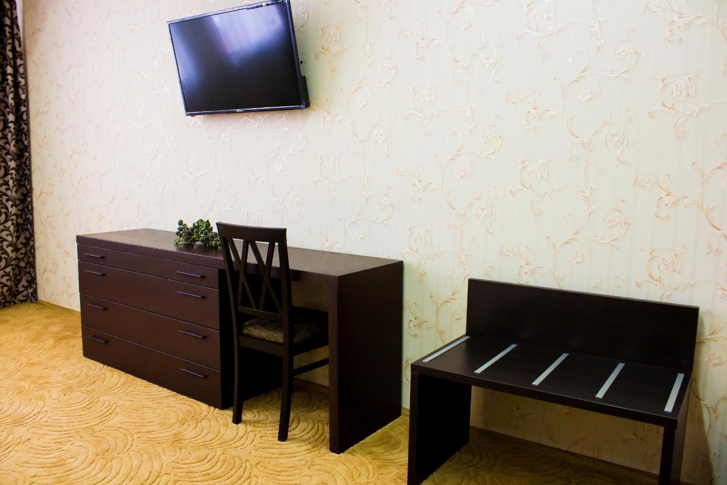 Deluxe King Room photo 2