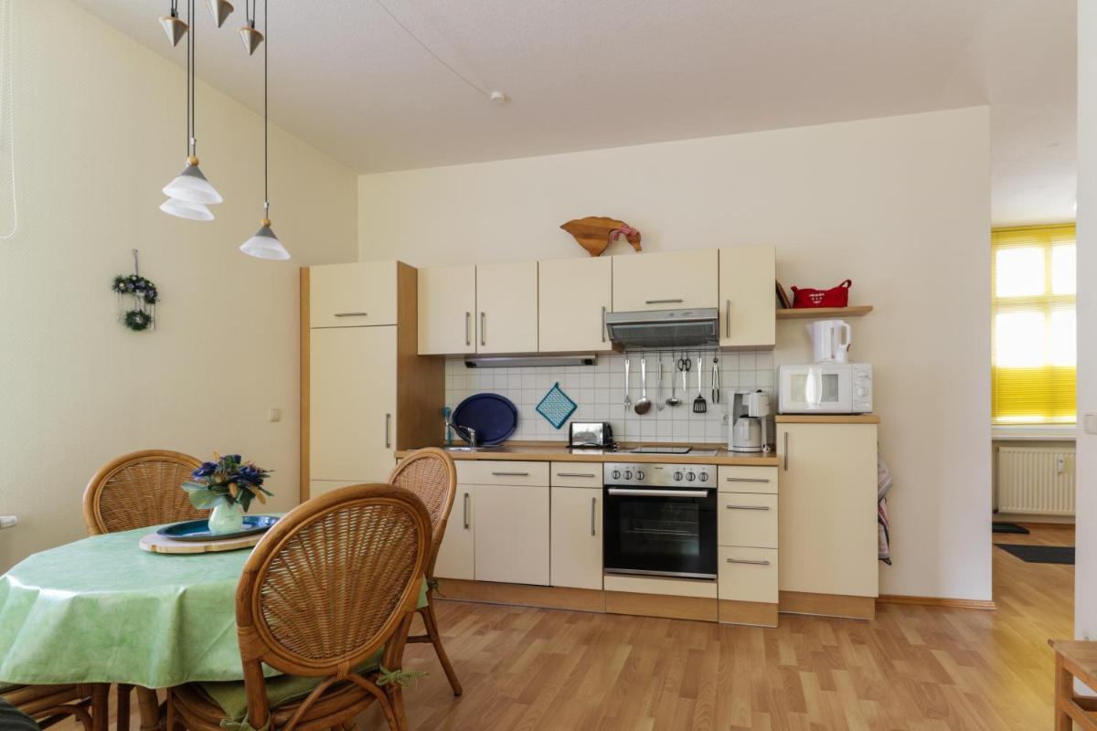 Apartment with Balcony photo 2