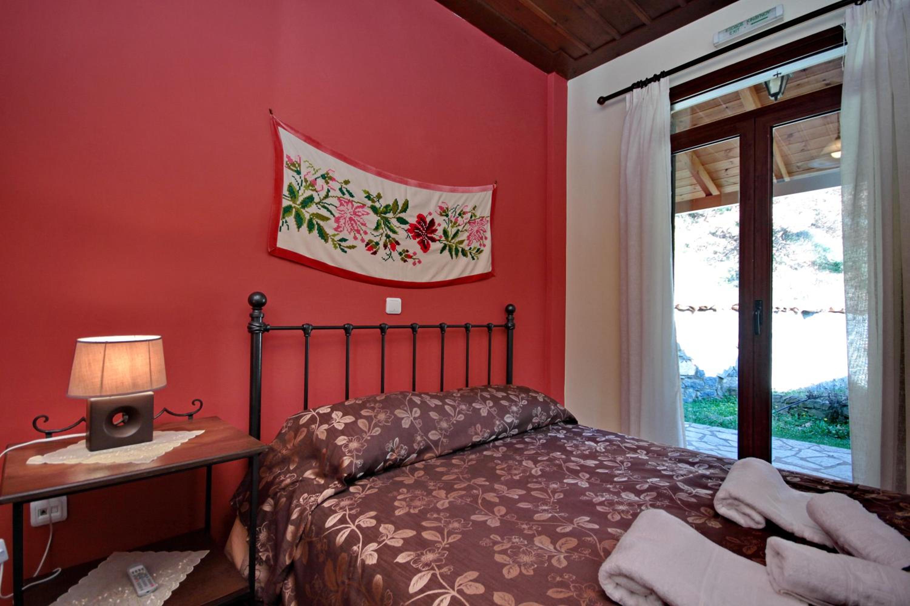 Two-Bedroom Apartment - Photo 9