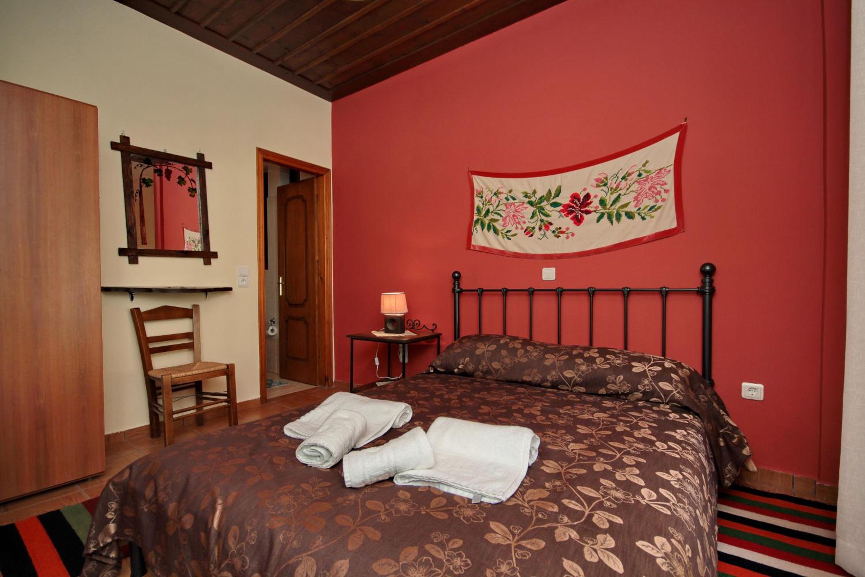 Two-Bedroom Apartment - Photo 8