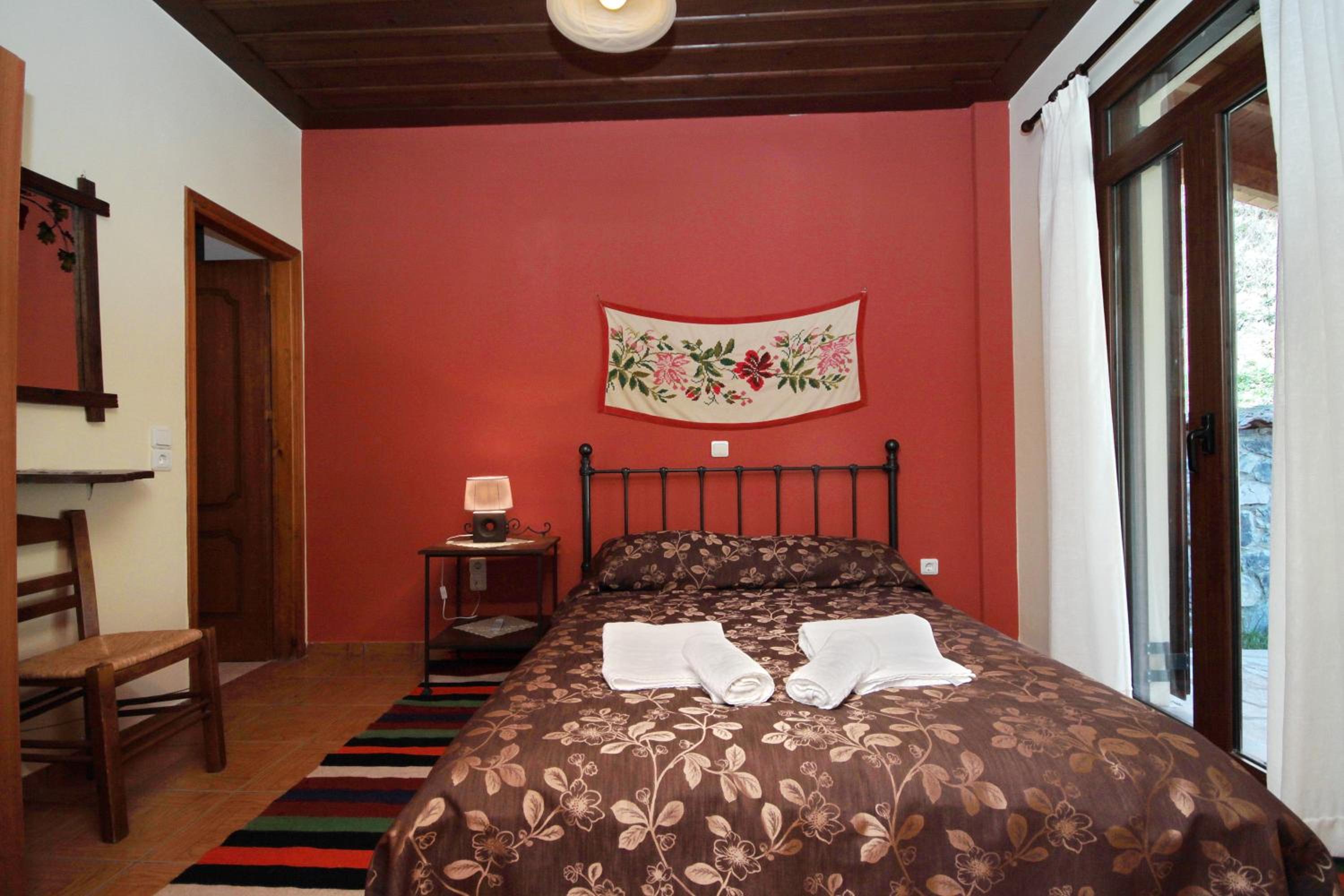 Two-Bedroom Apartment - Photo 32