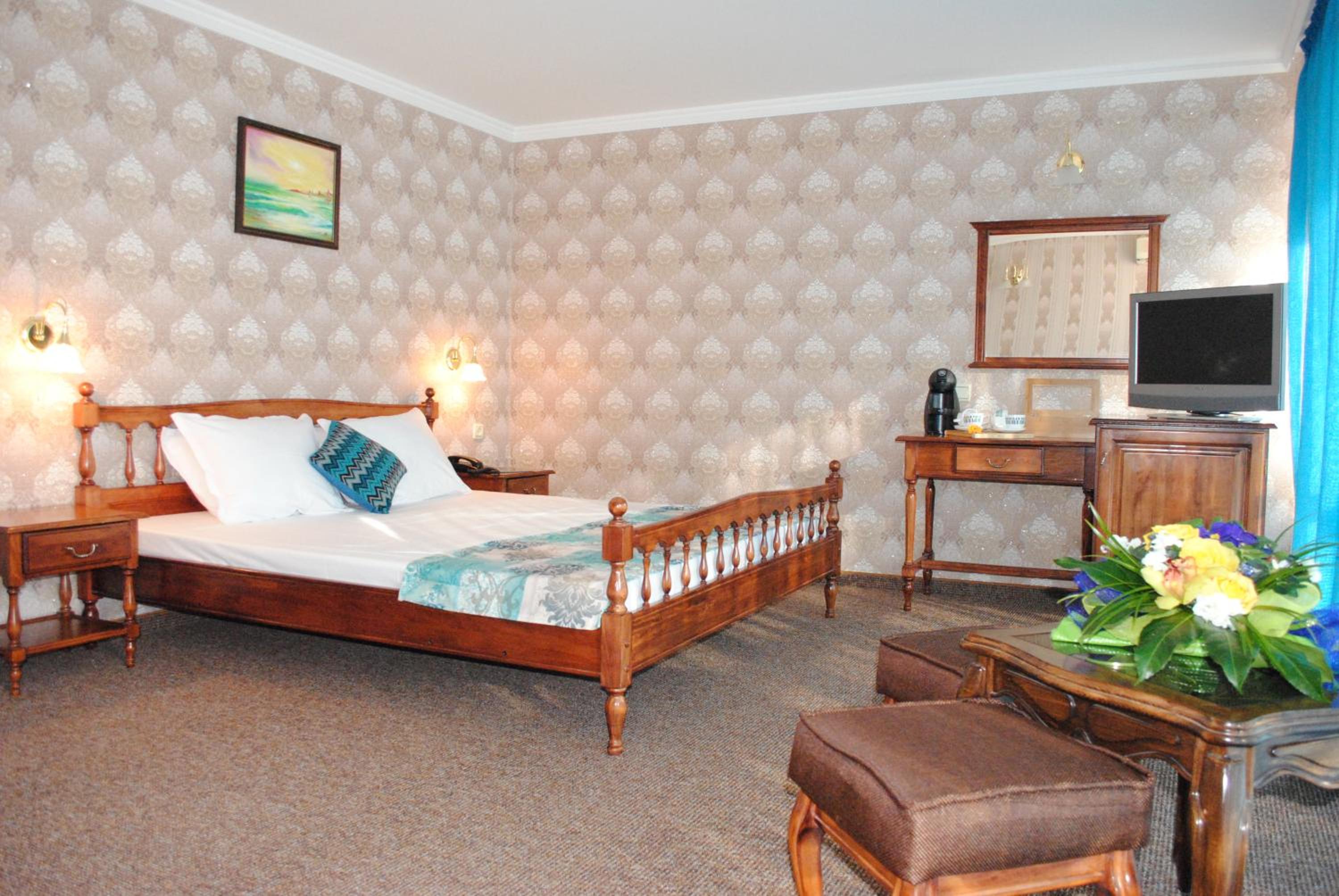 Deluxe Double or Twin Room with Balcony