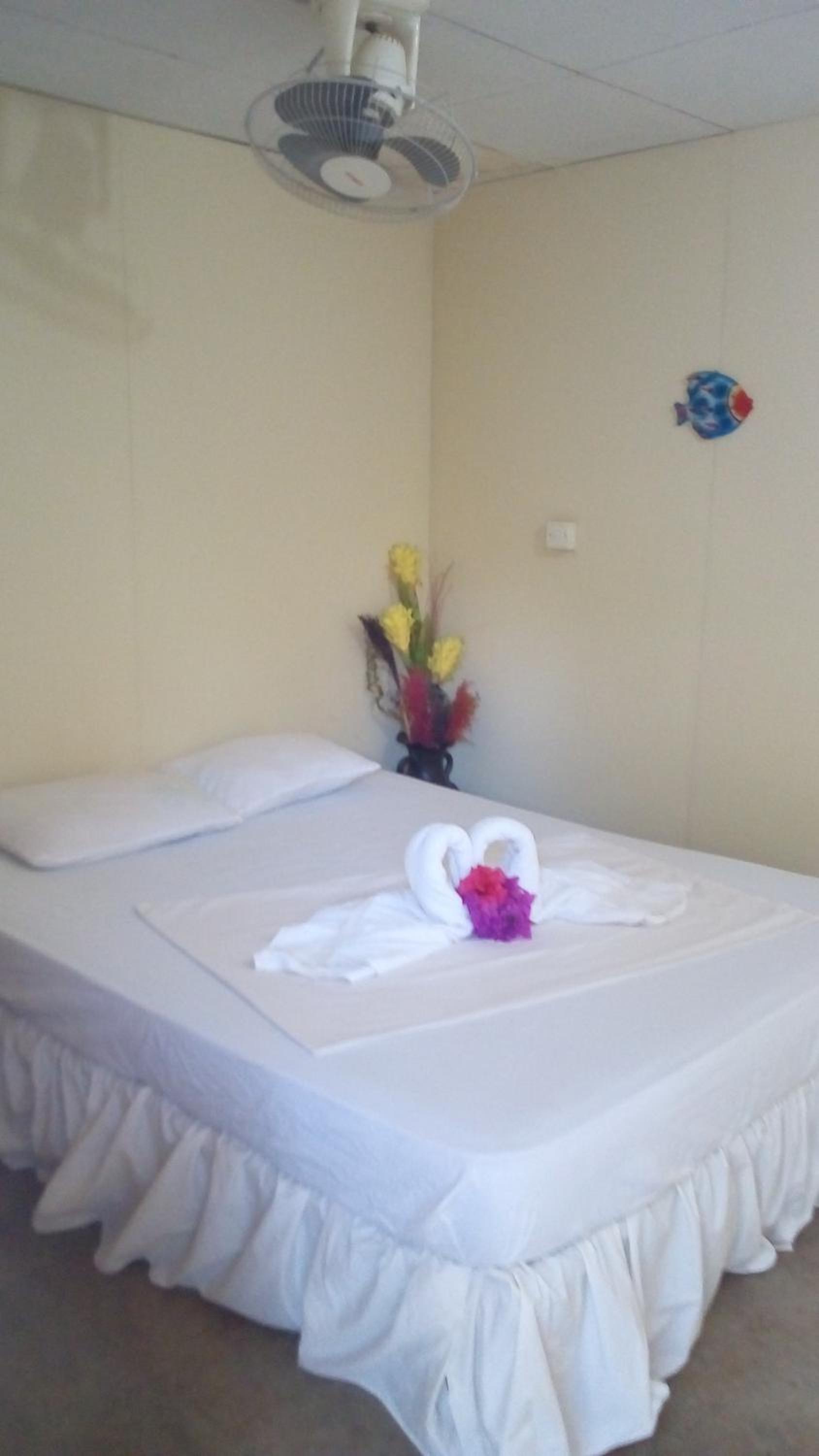 Standard Single Room with Shared Bathroom photo 3