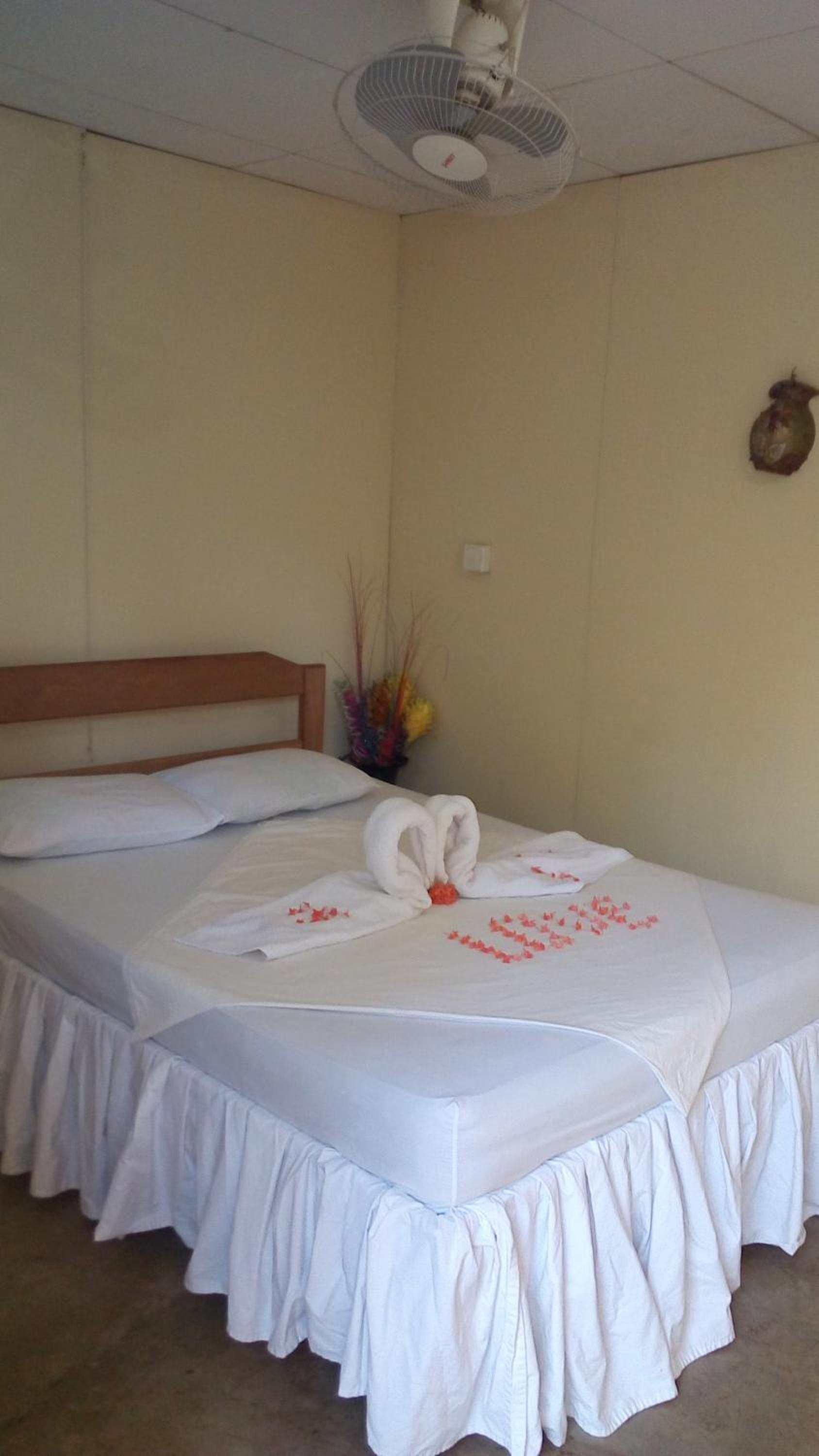 Standard Single Room with Shared Bathroom photo 2