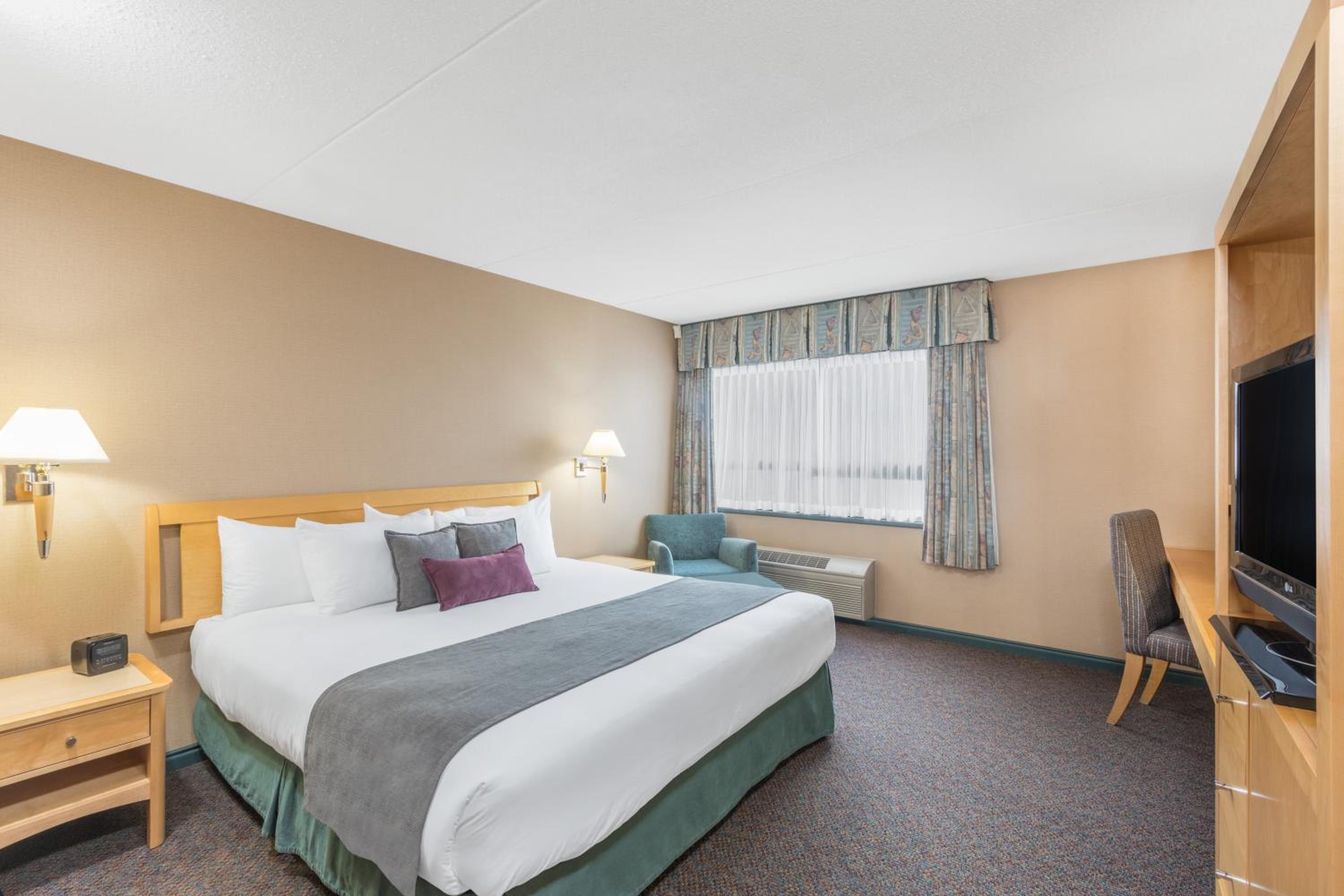 Standard Queen Room - Photo 2
