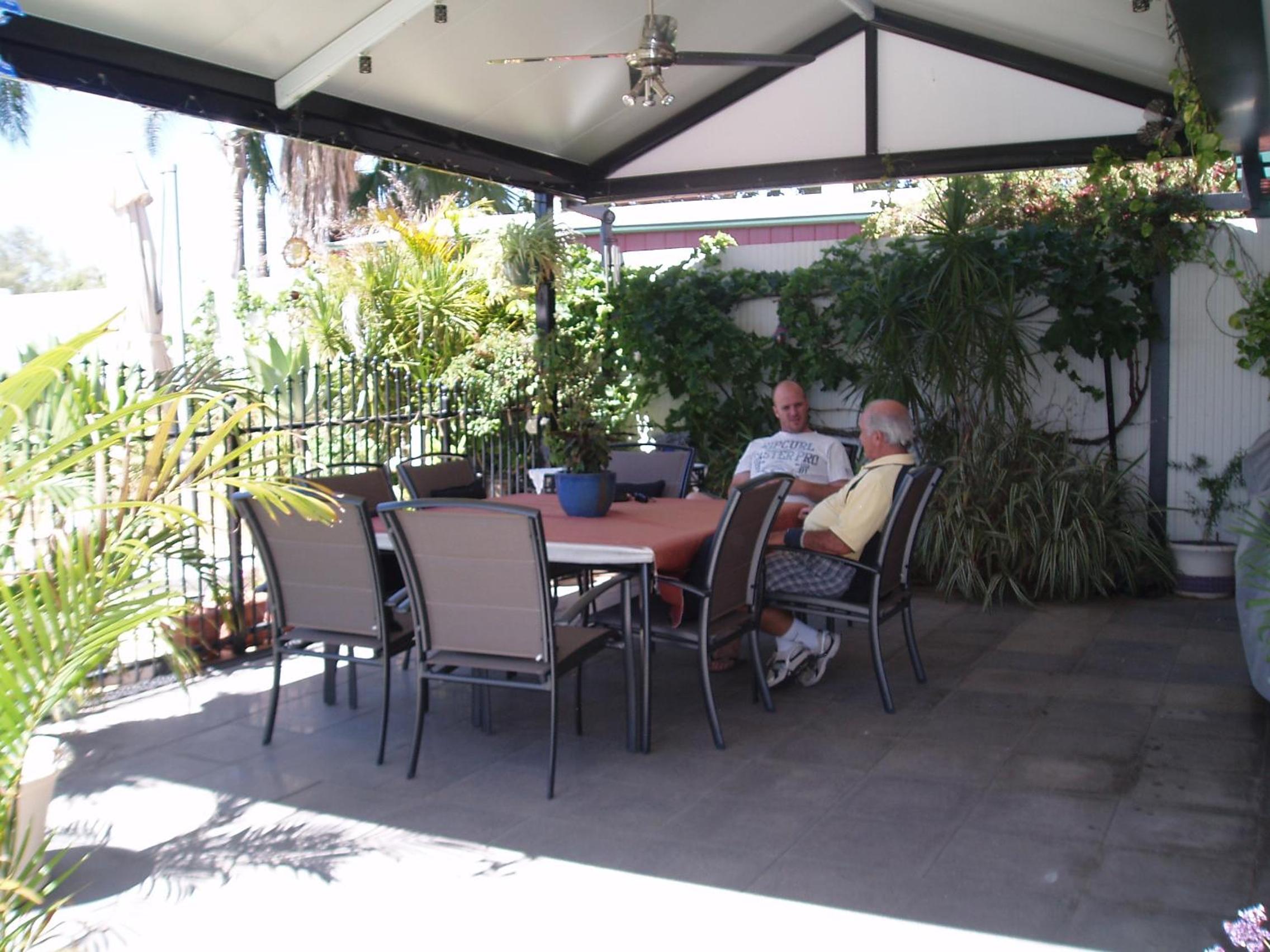 Studio with Garden View thumbnail 6