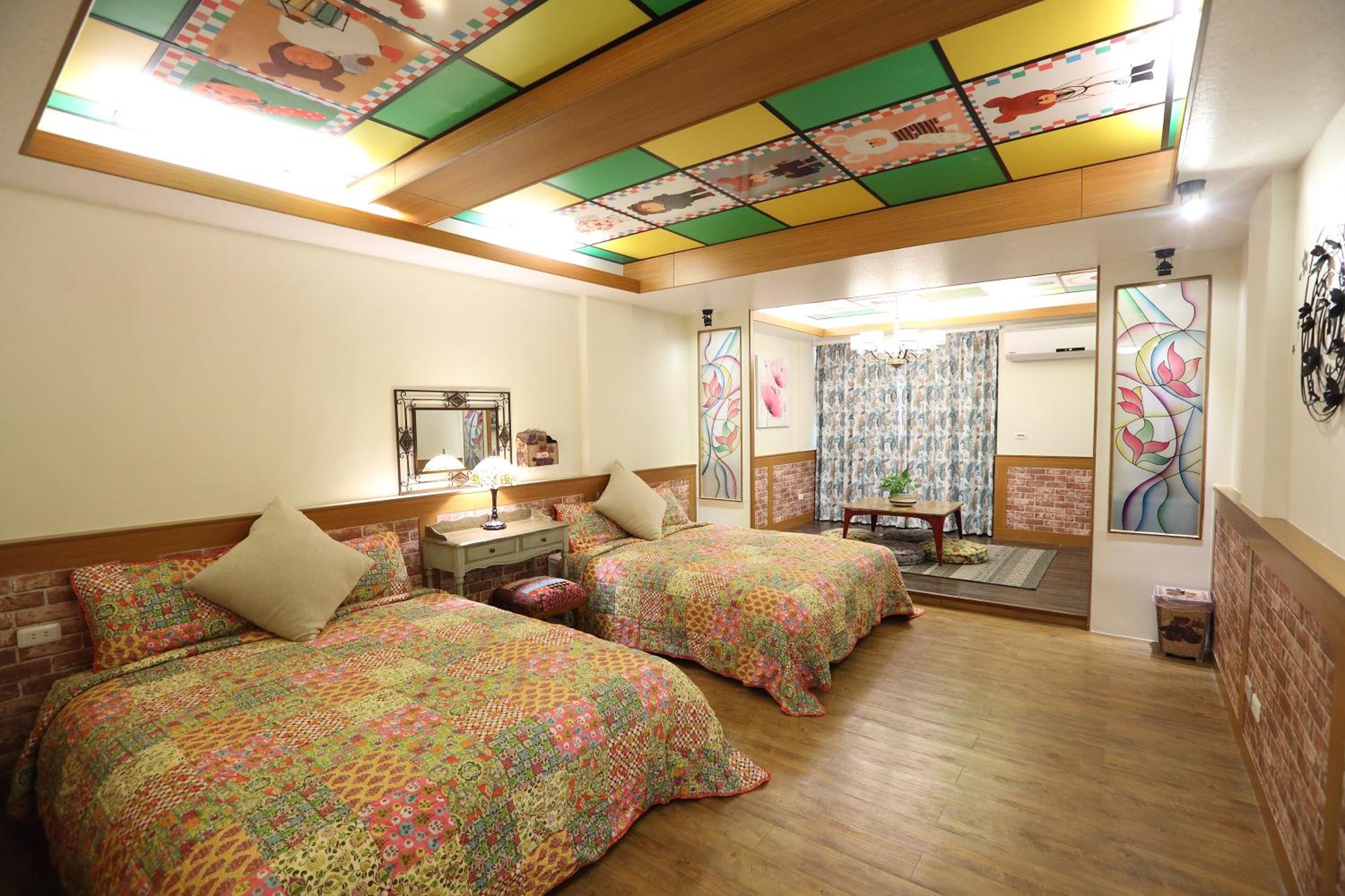 Superior Quadruple Room photo 2