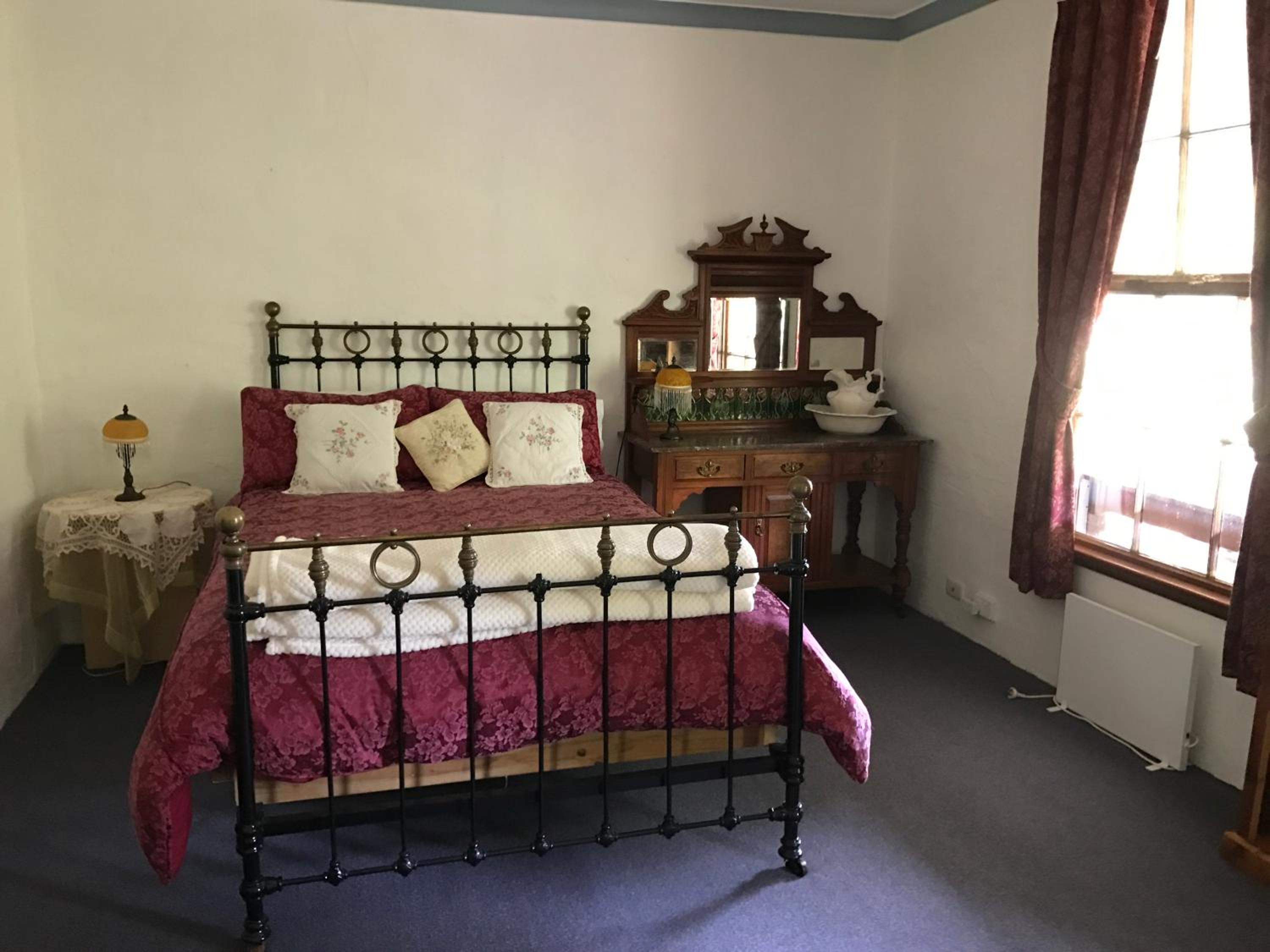 Triple Room with Private Bathroom photo 2
