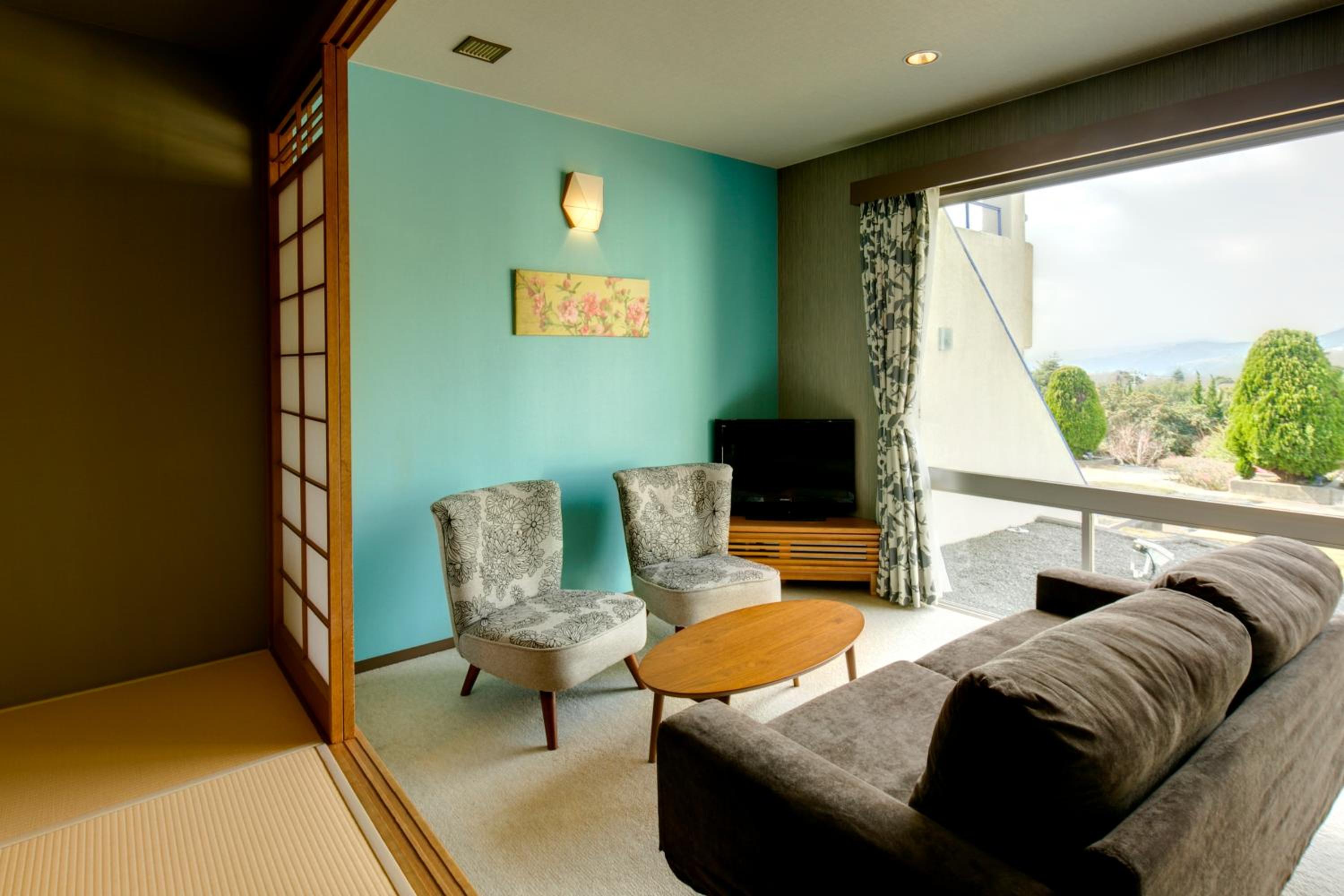Japanese-Style Quadruple Room with Shared Bathroom photo 2