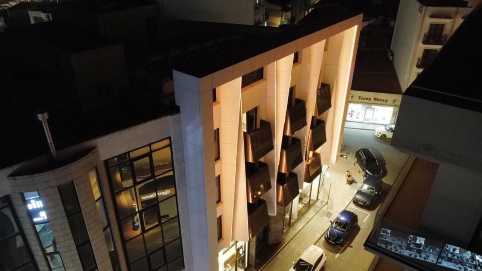 Two-Bedroom Deluxe Apartment with Balcony photo 2