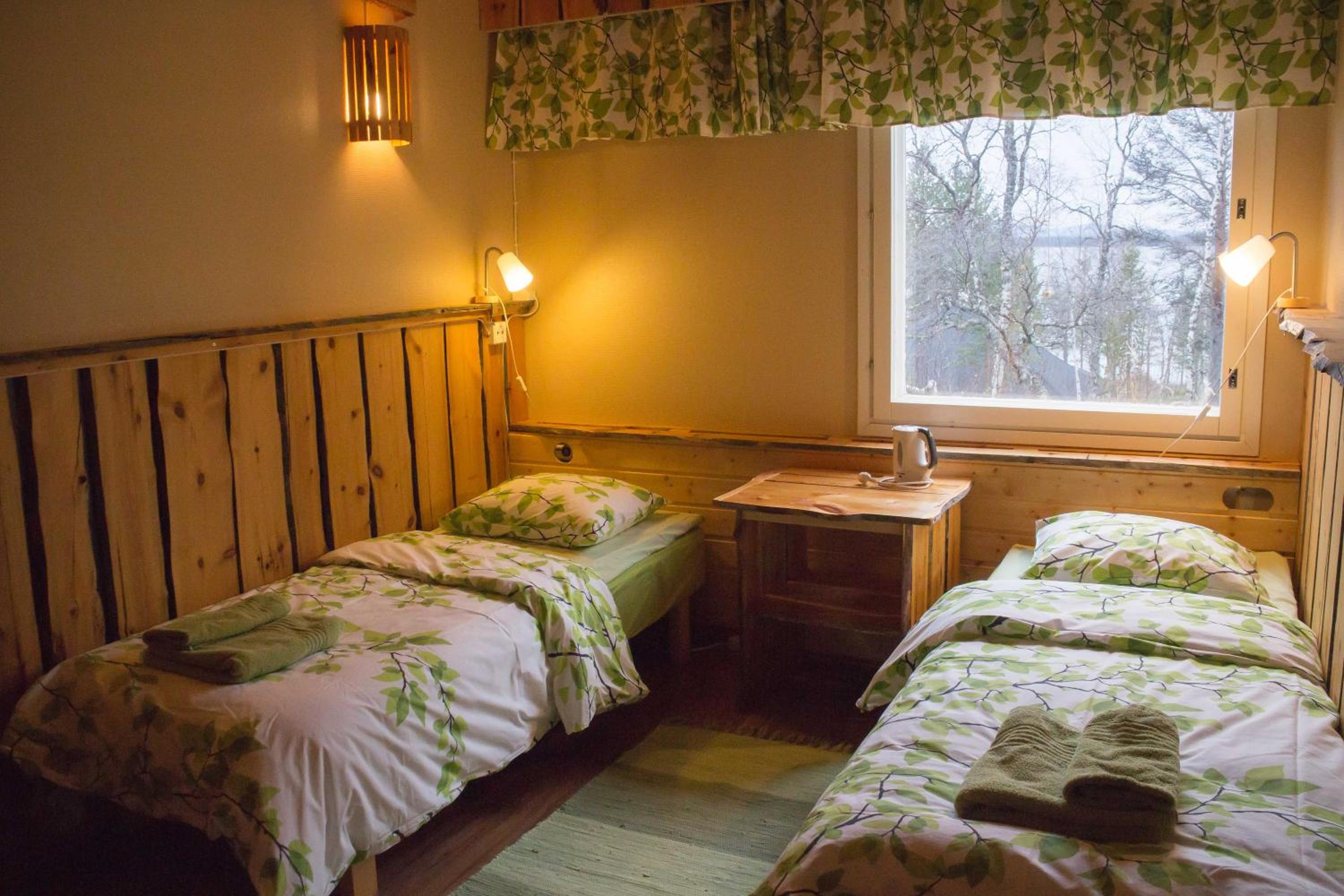 Twin Room with Lake View photo 1