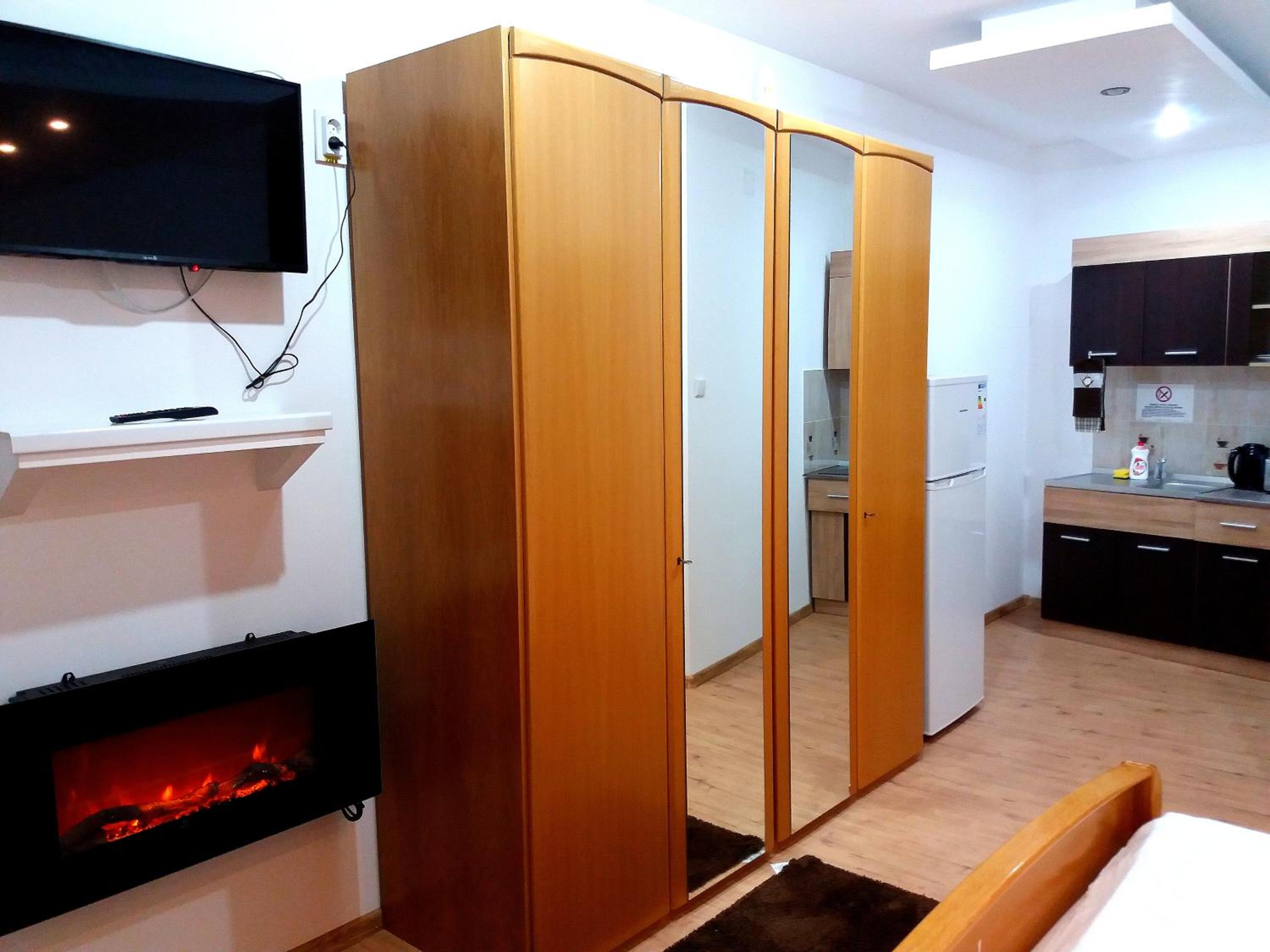 Studio with Spa Bath - Photo 2