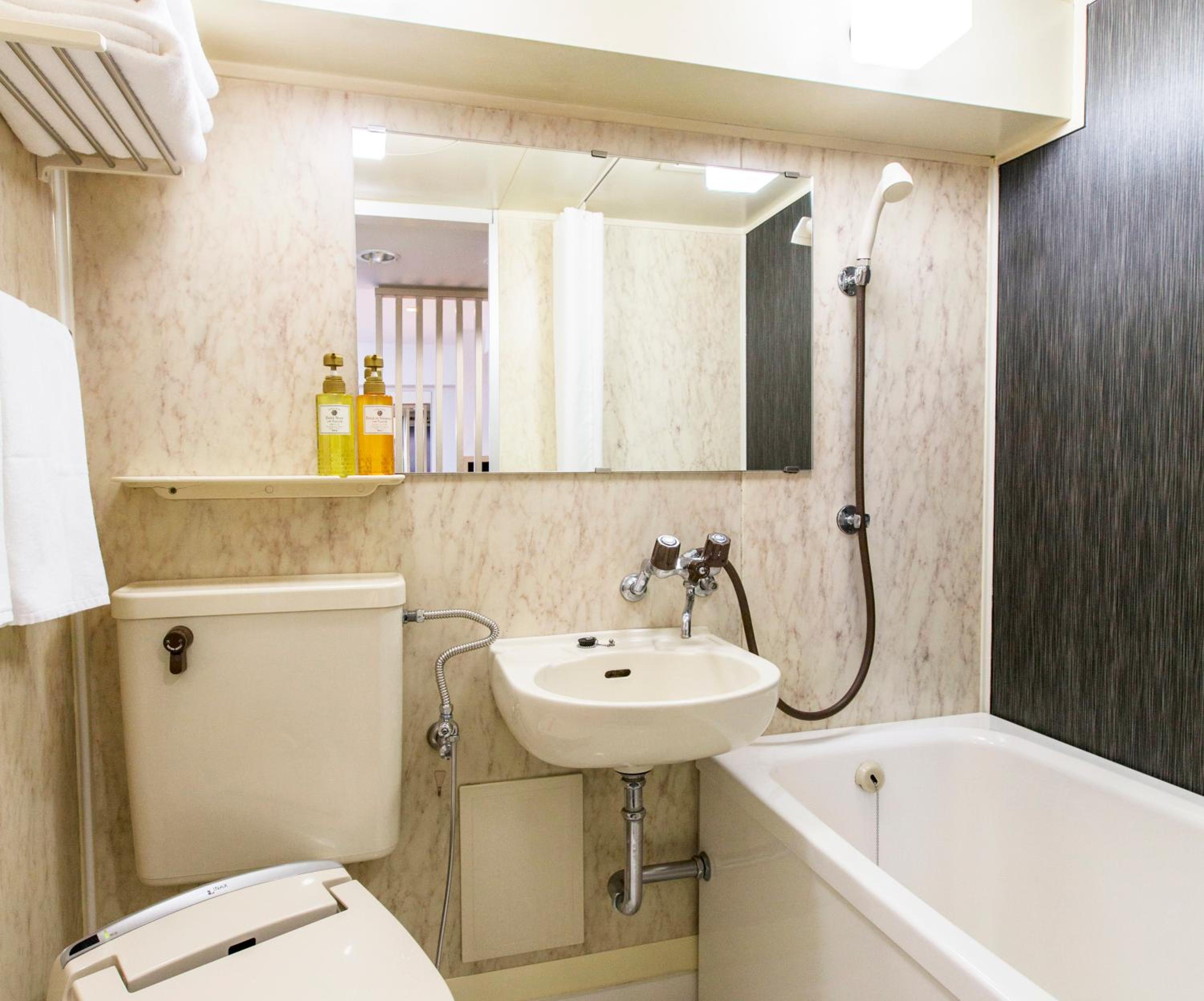 Standard Double Room with Small Double Bed and Tokyo Sky Tree View - Non-Smoking - House Keeping is Optional with Additional Cost photo 3