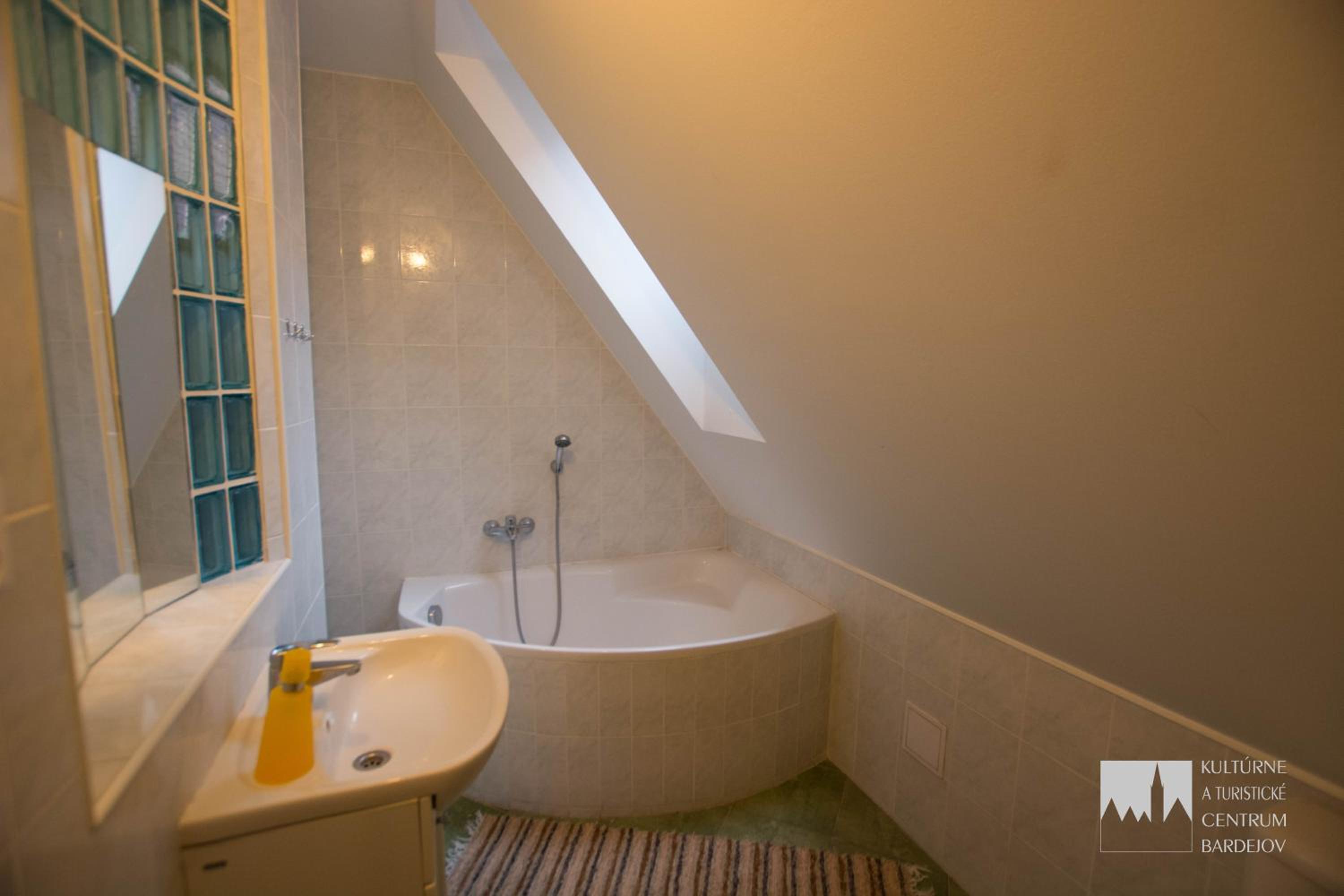 Family Room with Bathroom - Photo 2