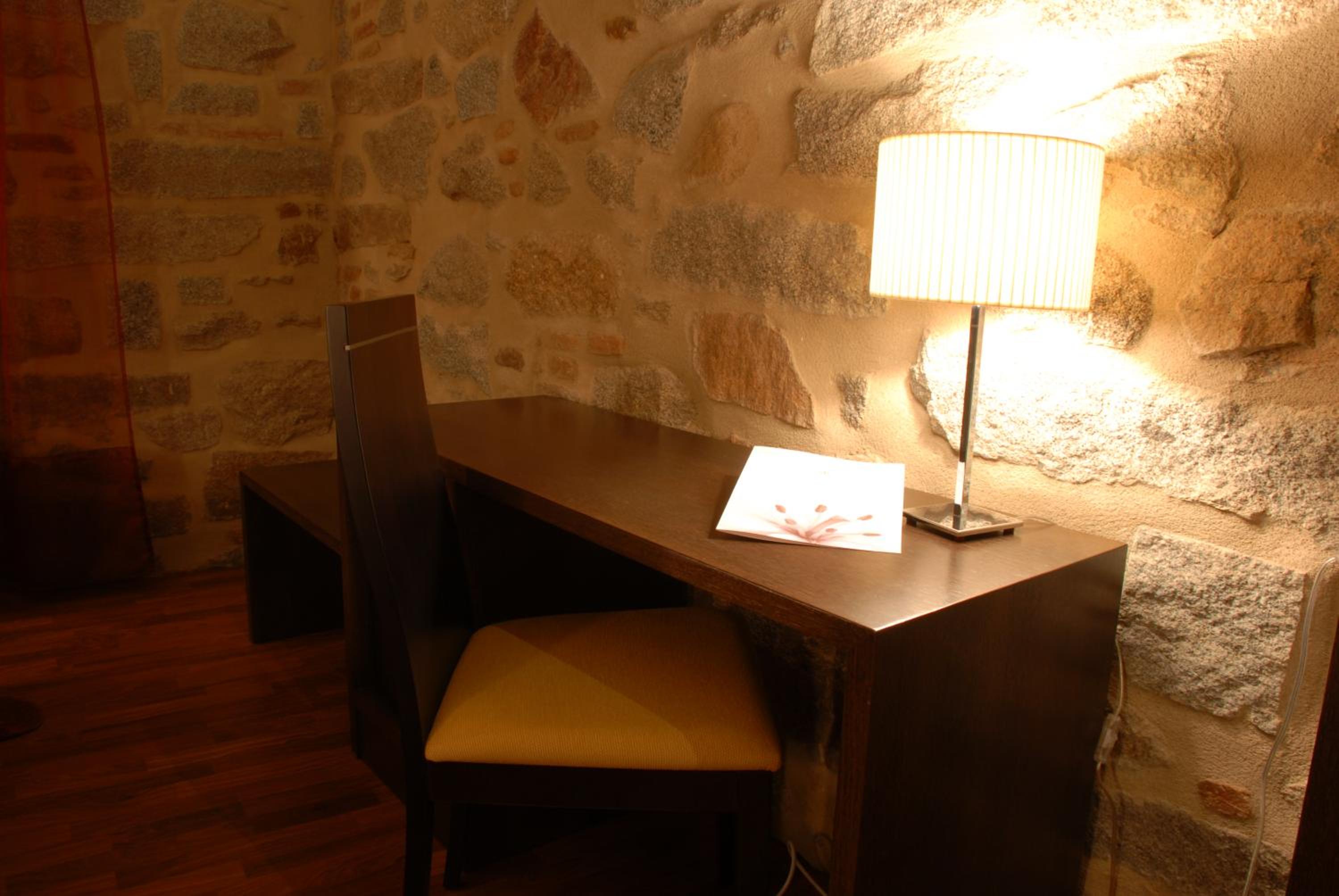 Double Room - Photo 8