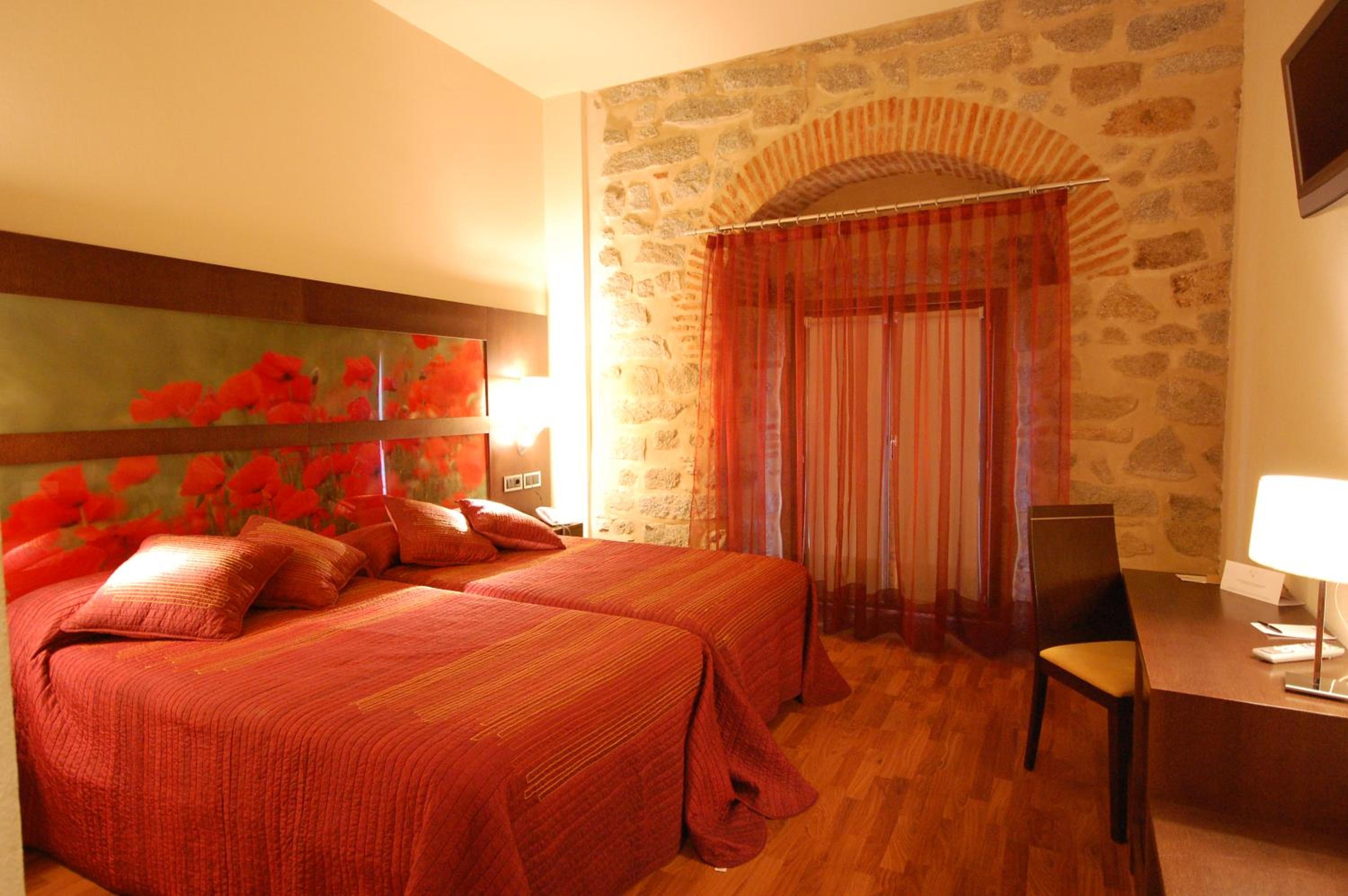 Double Room - Photo 5