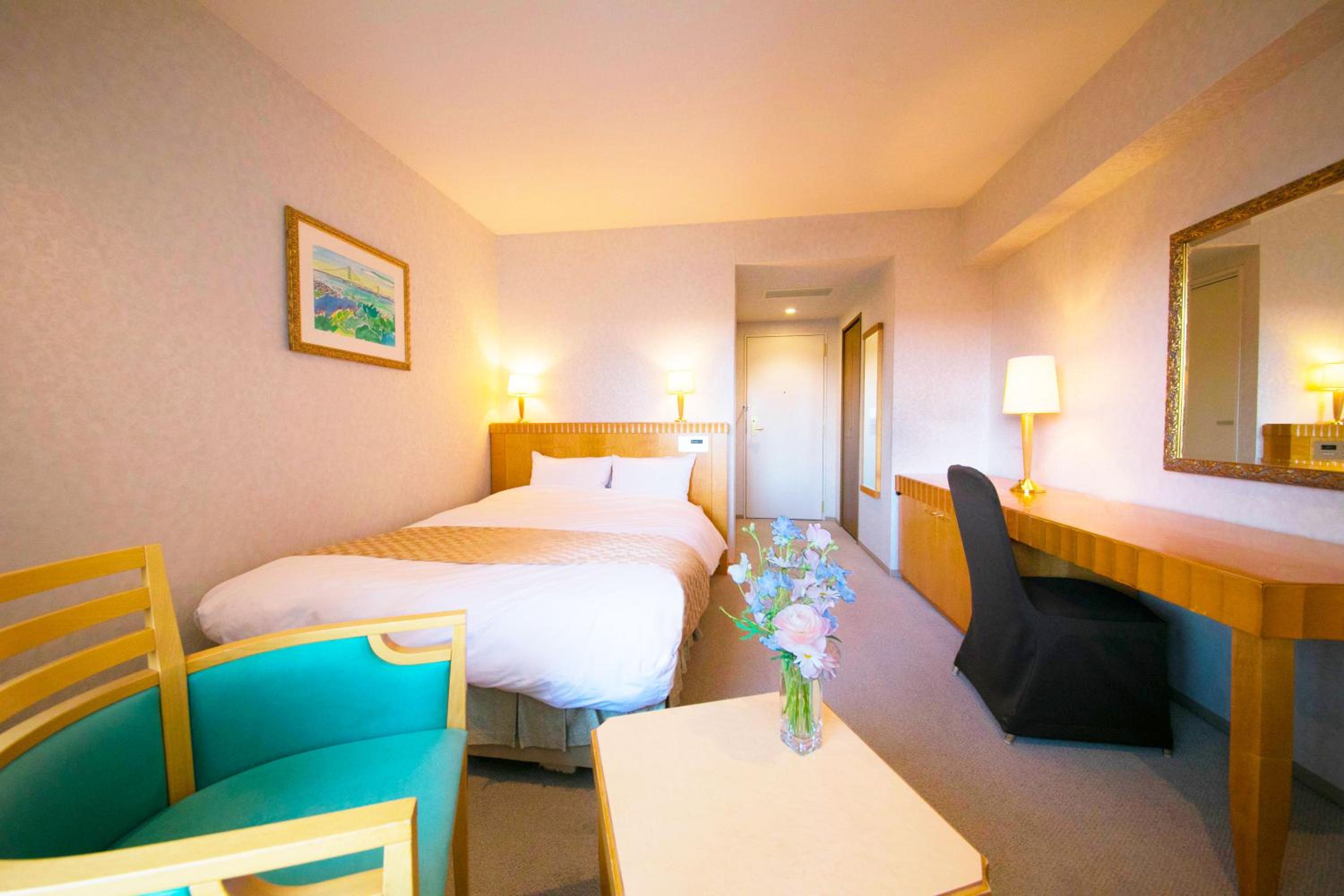 Double Room with Small Double Bed with Mountain View - Main Building photo 2