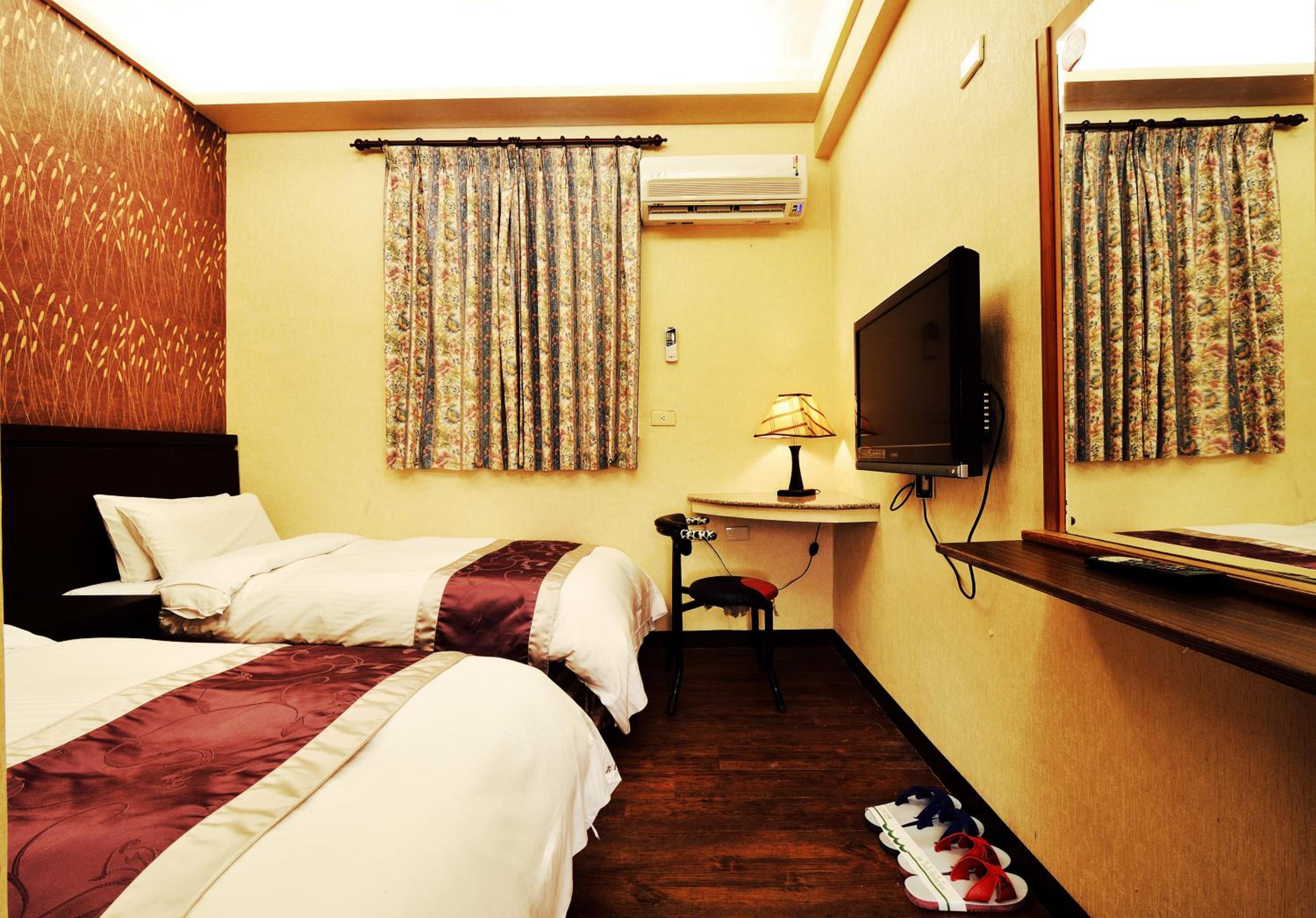 Economy Twin Room