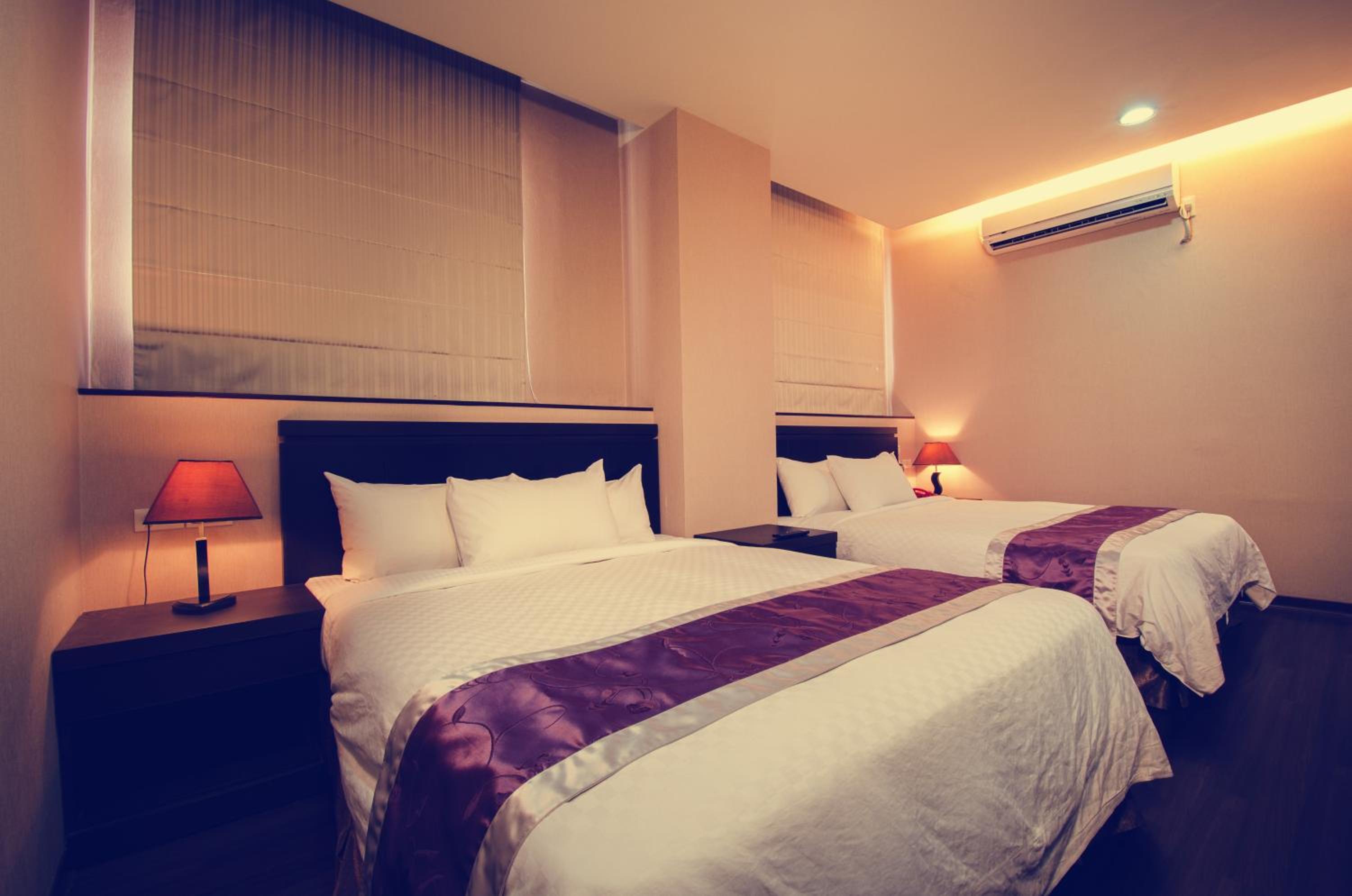 Classic Quadruple Room