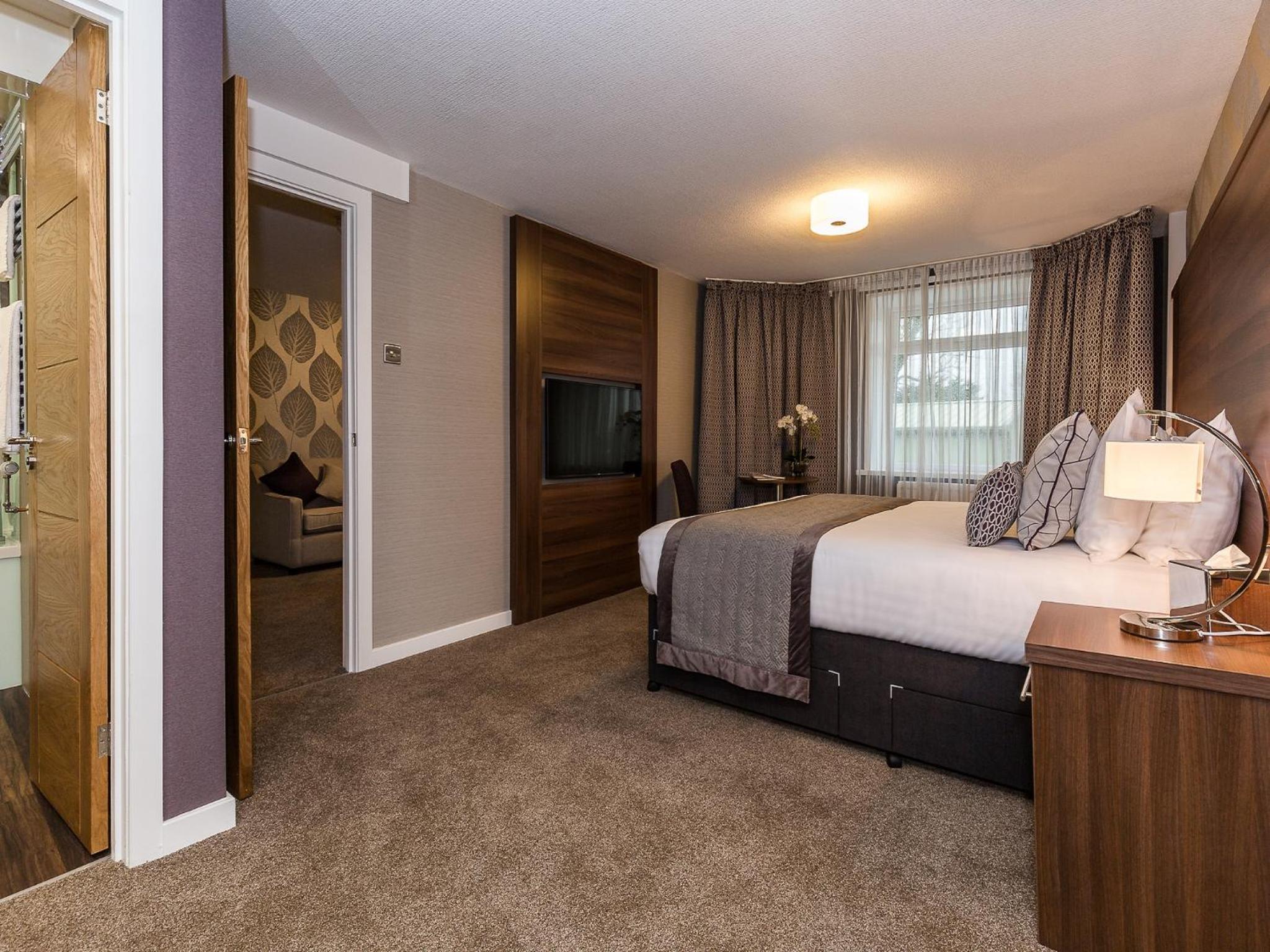 Deluxe Suite photo 3