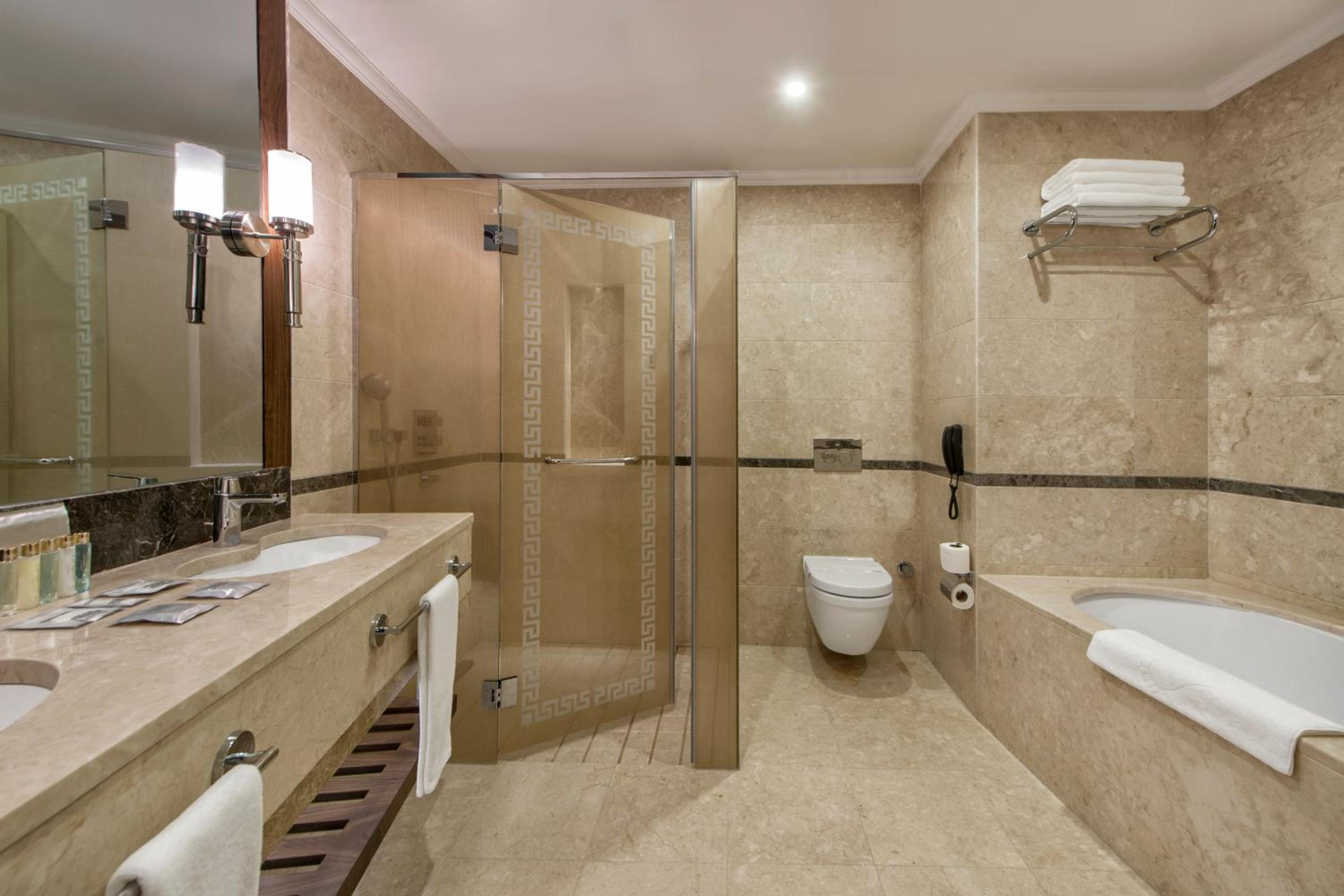 Family Suite photo 2