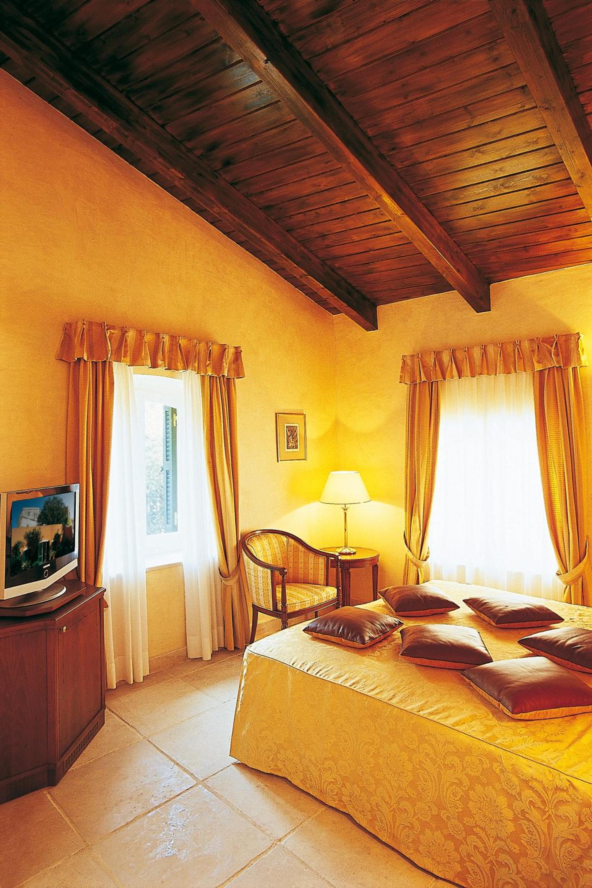 Suite with Fortress View - Photo 1