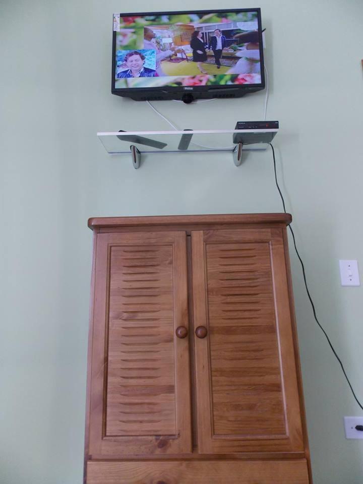 Superior Family Room - Photo 7
