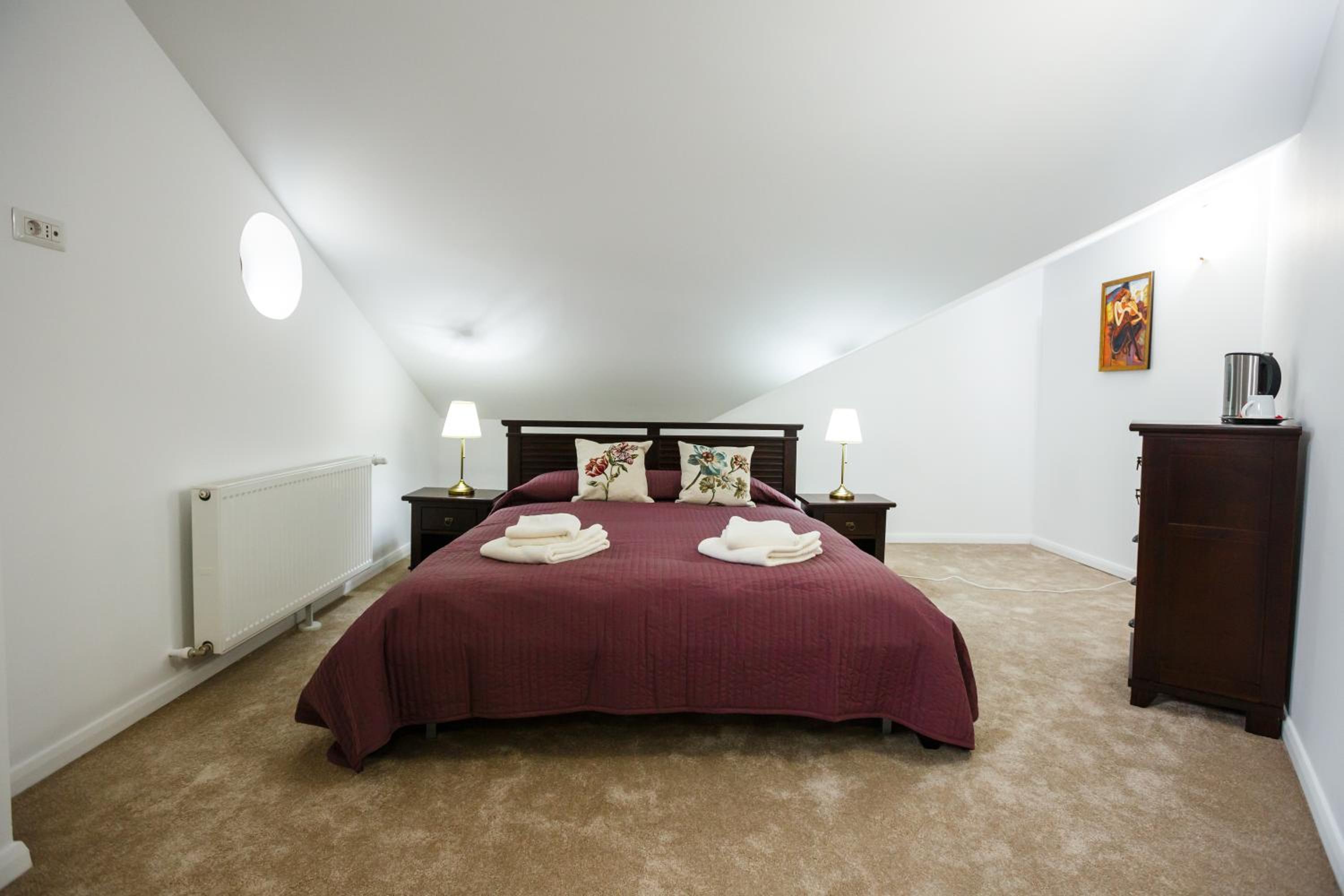 Suite - Photo 2