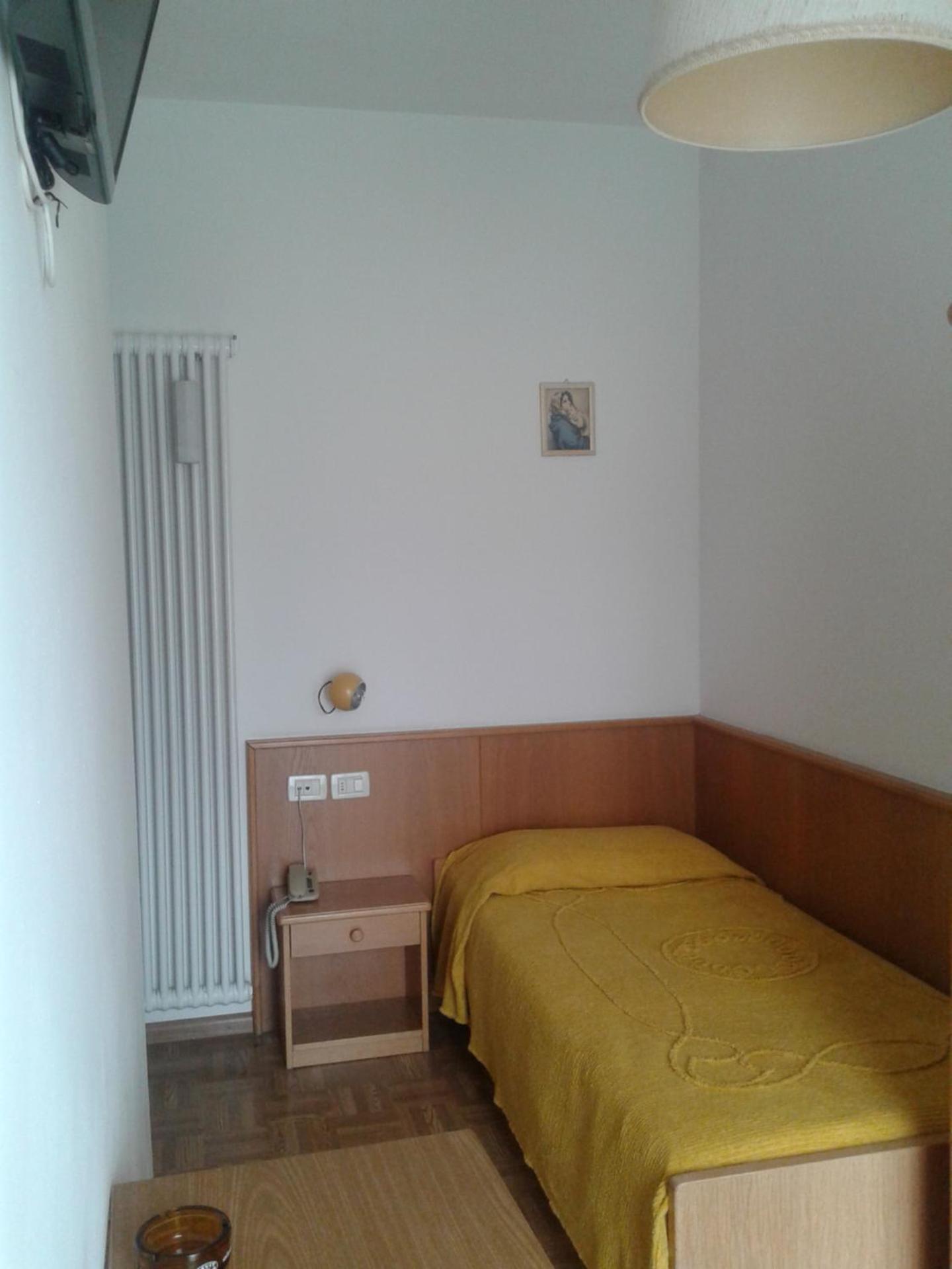 Single Room with Bathroom